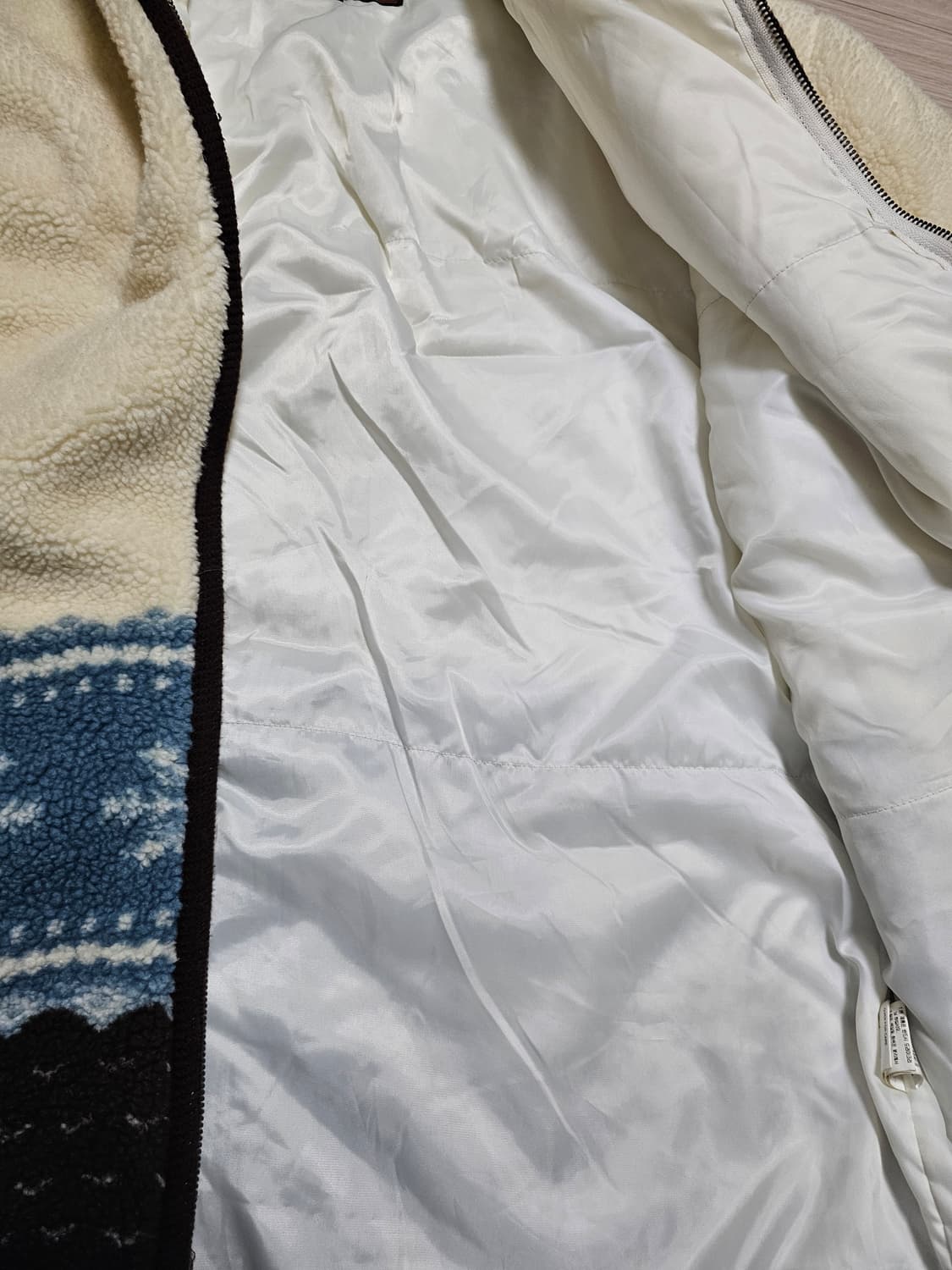 Thursday island 양털 후리스 노르딕 패턴 점퍼 105사이즈 상품이미지3