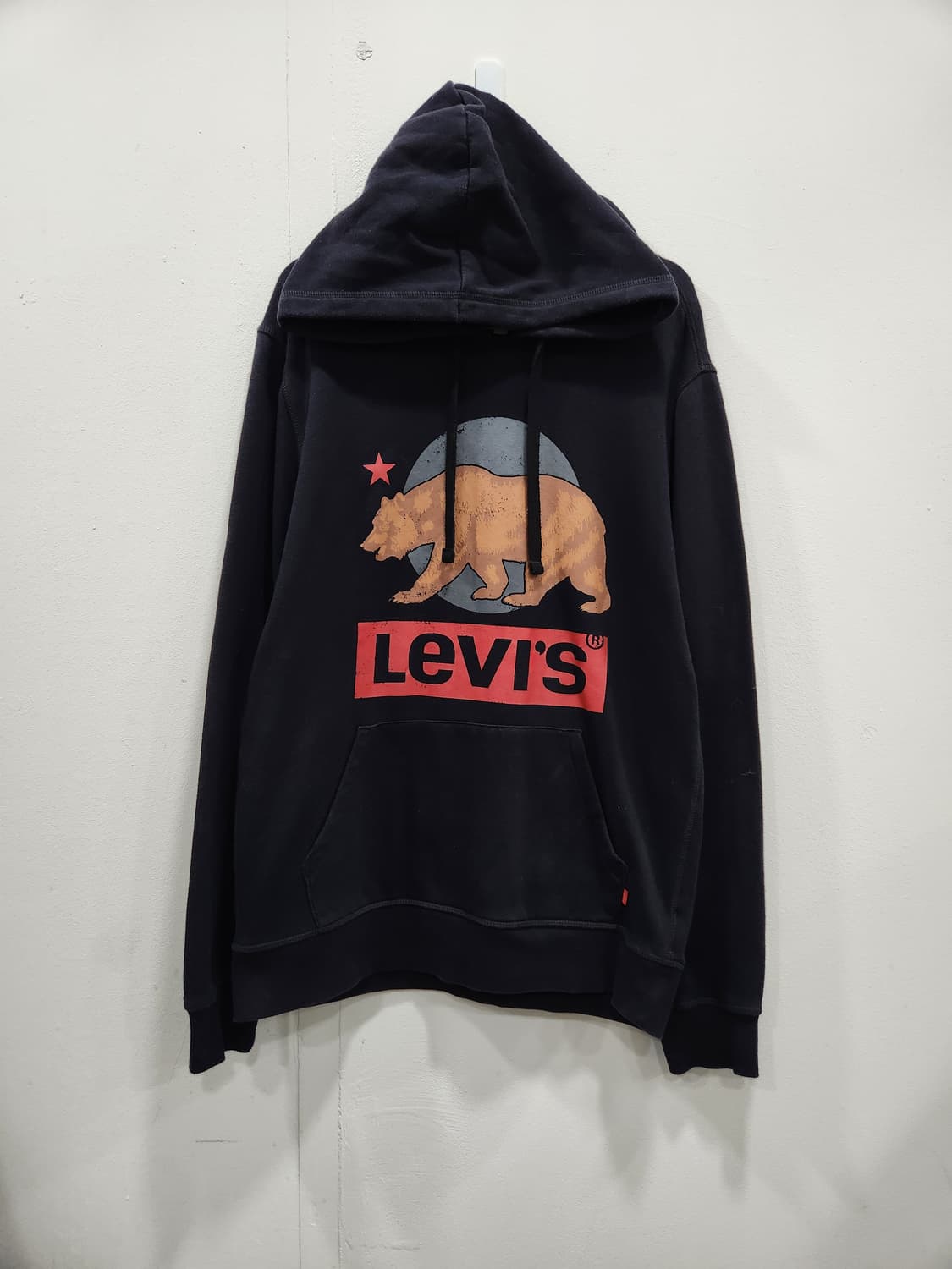 리바이스 캘리포니아 베어 블랙 후드티 남성 95사이즈 상품이미지1