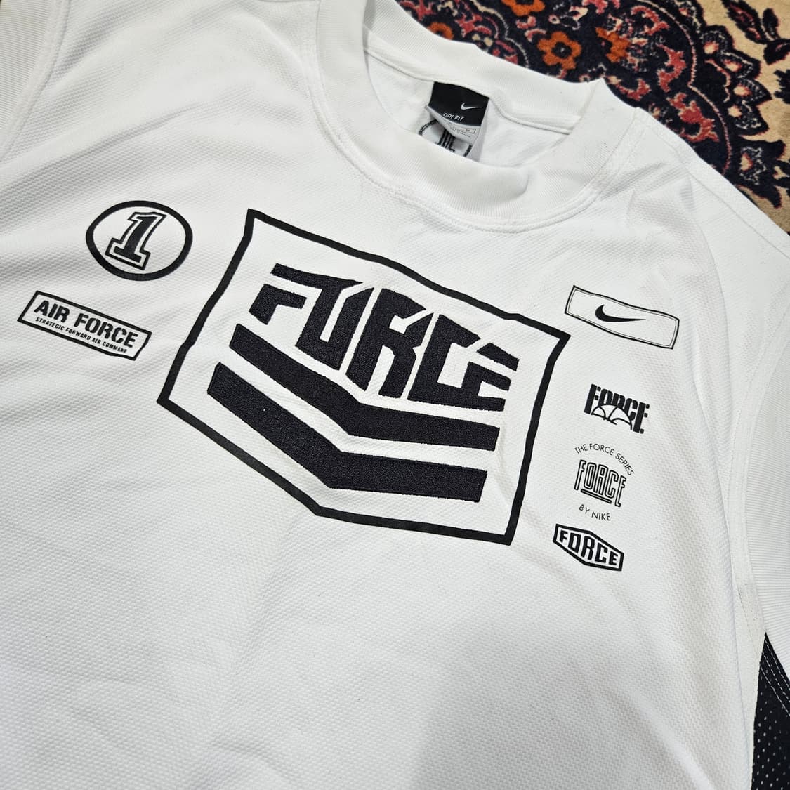 나이키(Nike) 00's 드라이핏 민소매 농구 저지
 상품이미지3