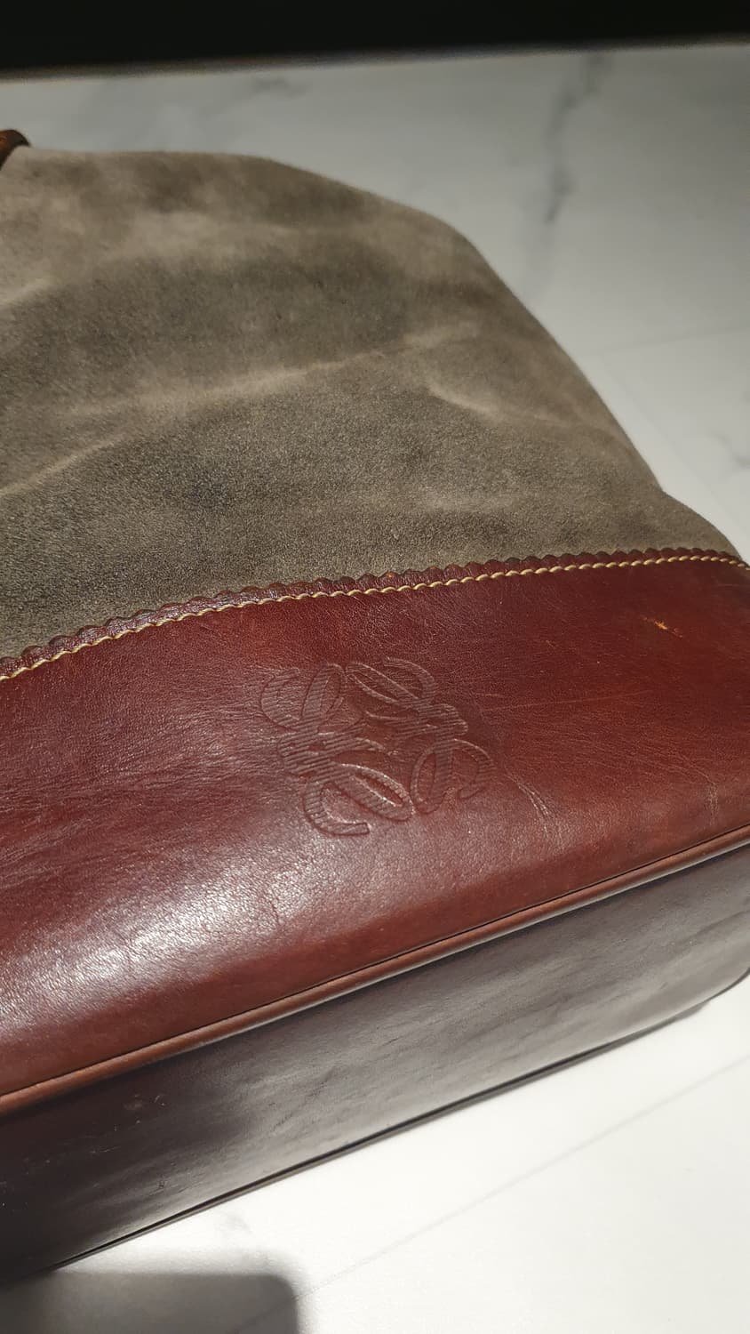 로에베 빈티지 안테 스웨이드 버킷 숄더백 상품이미지5