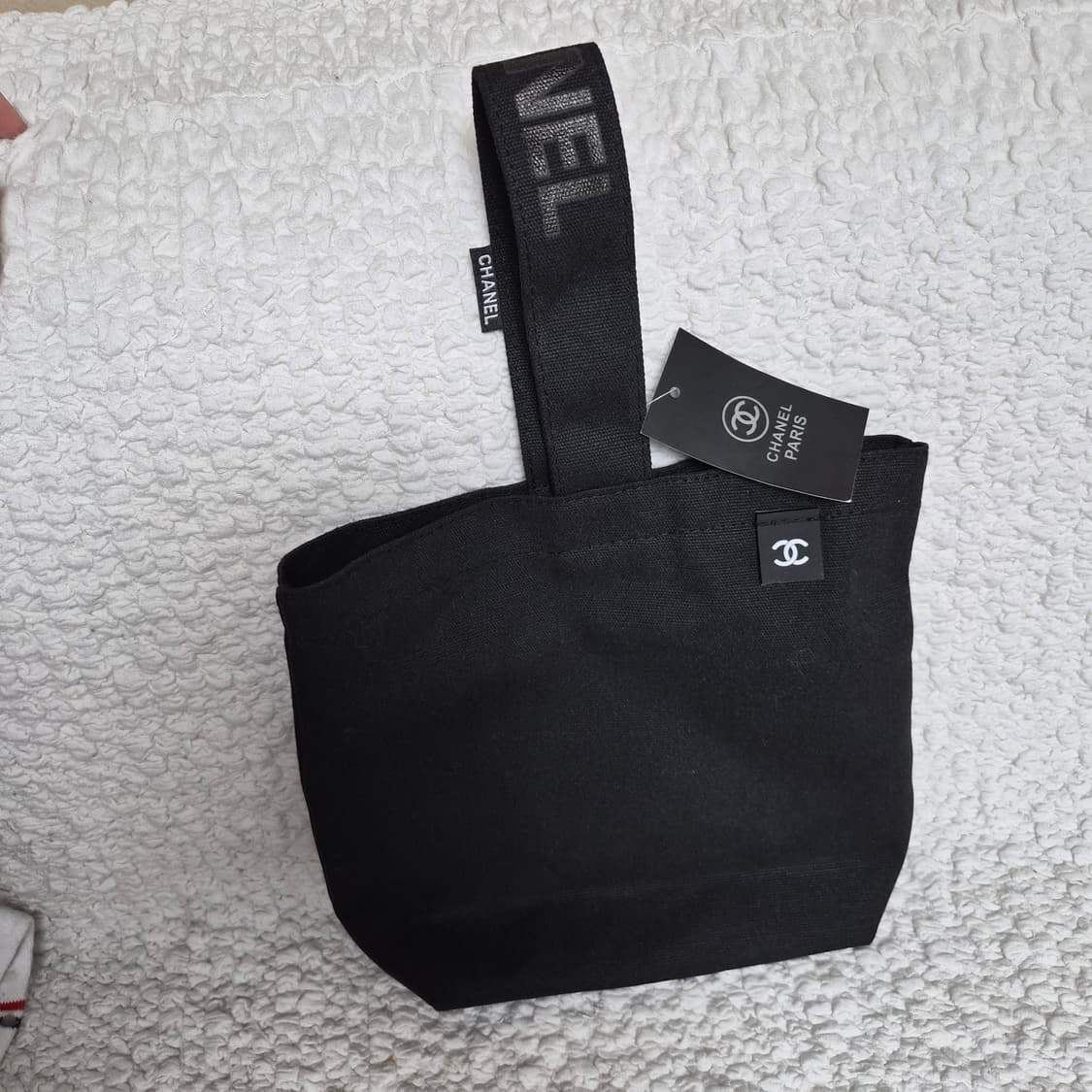 샤넬 노벨티 원핸들 에코백 상품이미지2
