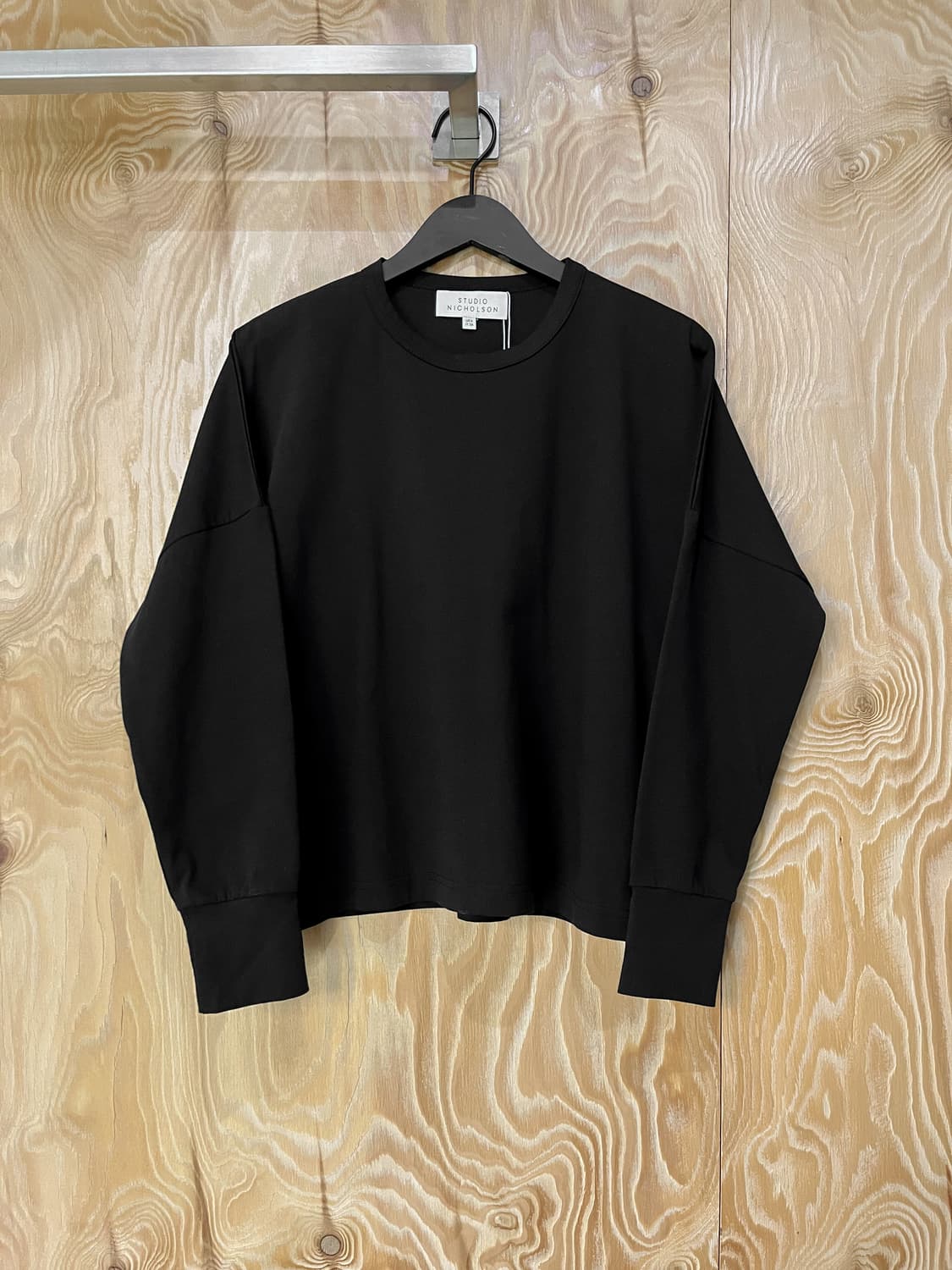 스튜디오 니콜슨 블랙 루프 롱슬리브 티셔츠 상품이미지1