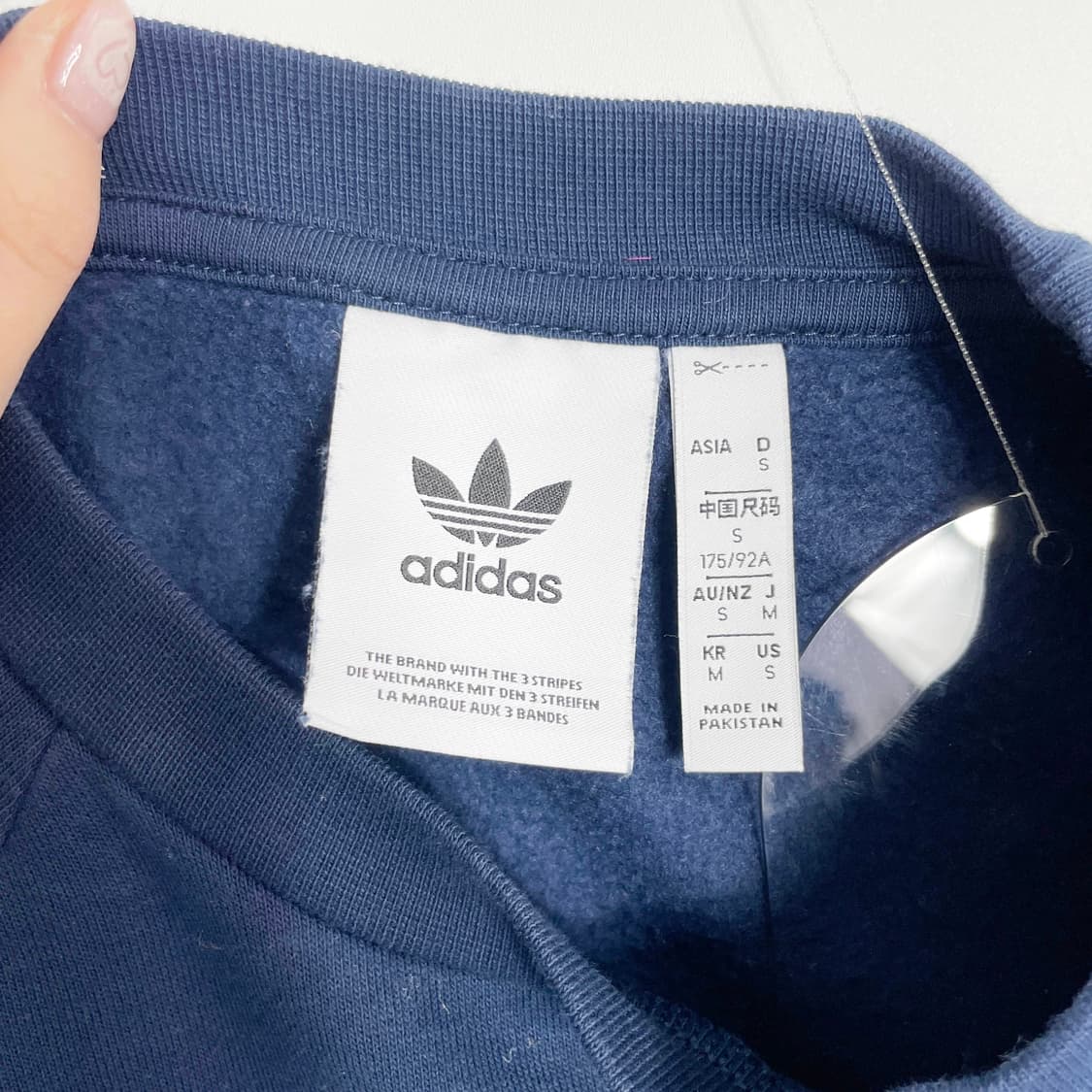 E2 아디다스 기모 맨투맨 M사이즈 상품이미지5