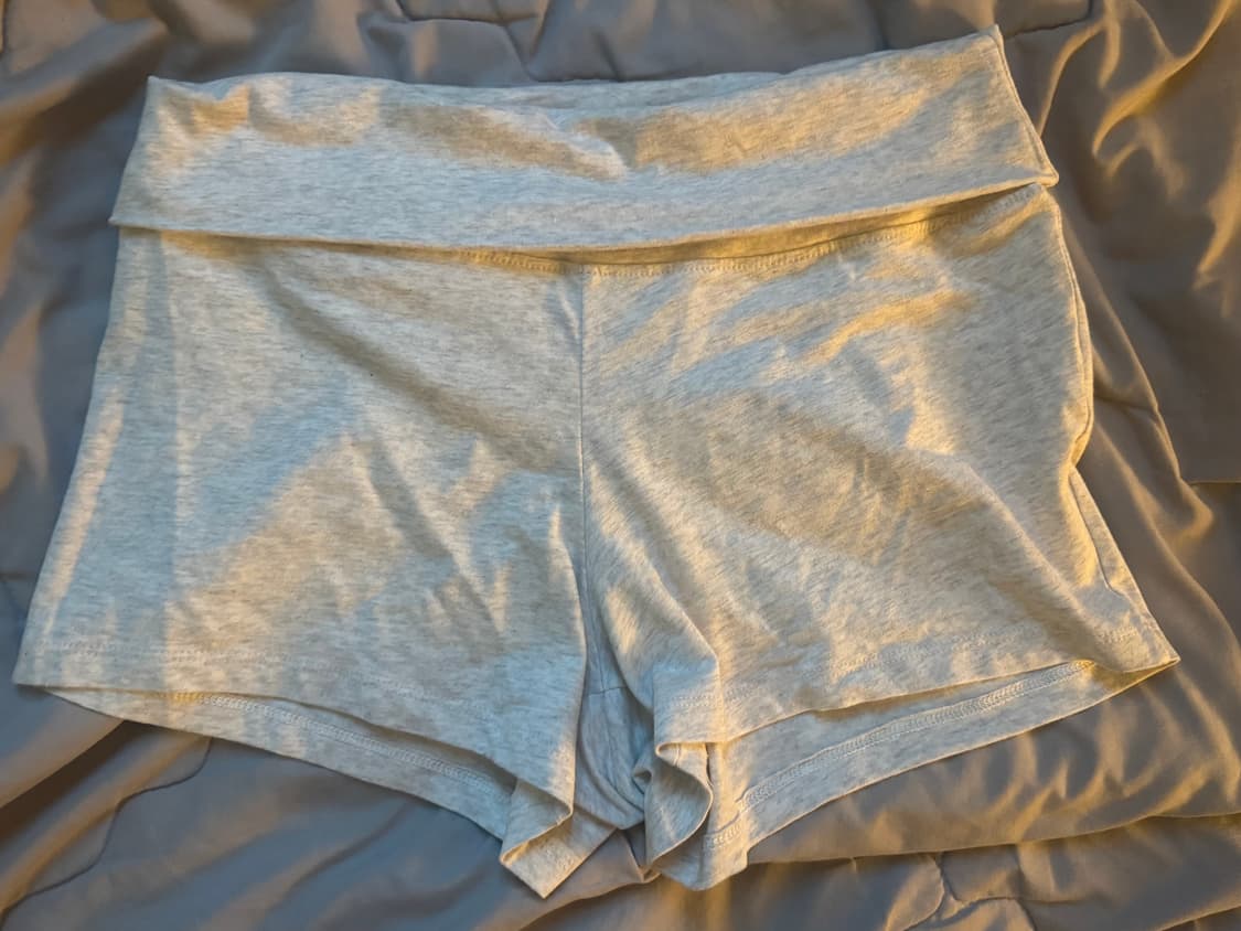 뉴뉴 폴딩숏츠 오트밀 상품이미지1