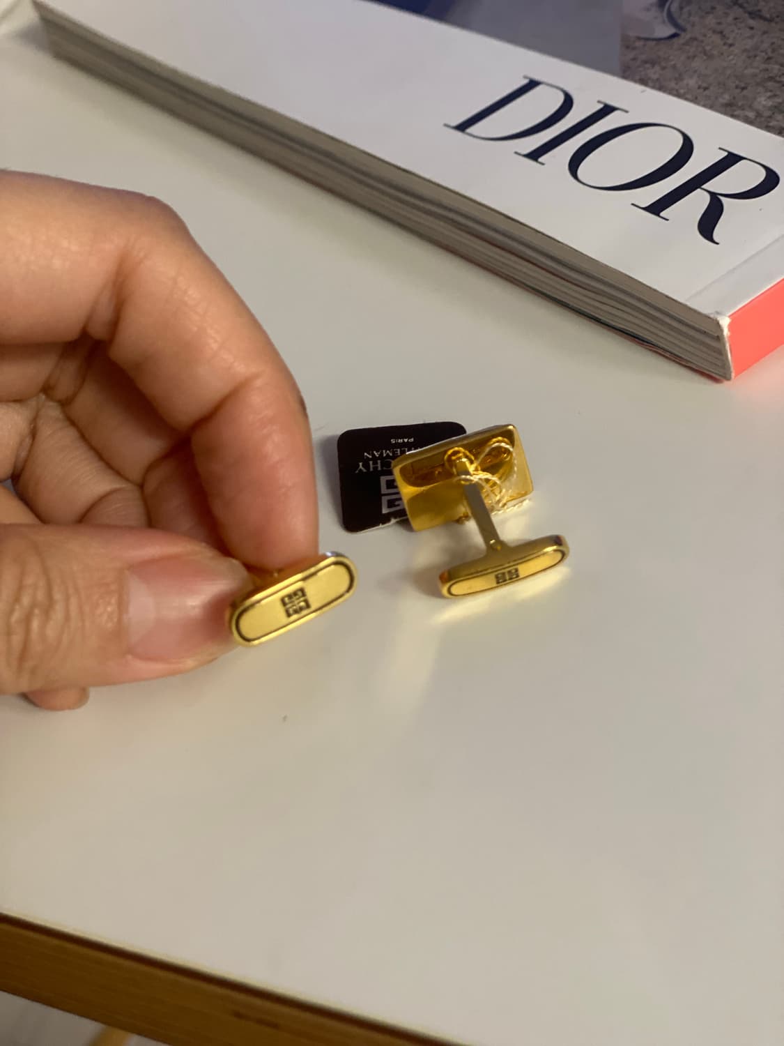 지방시 커프스 버튼 상품이미지5