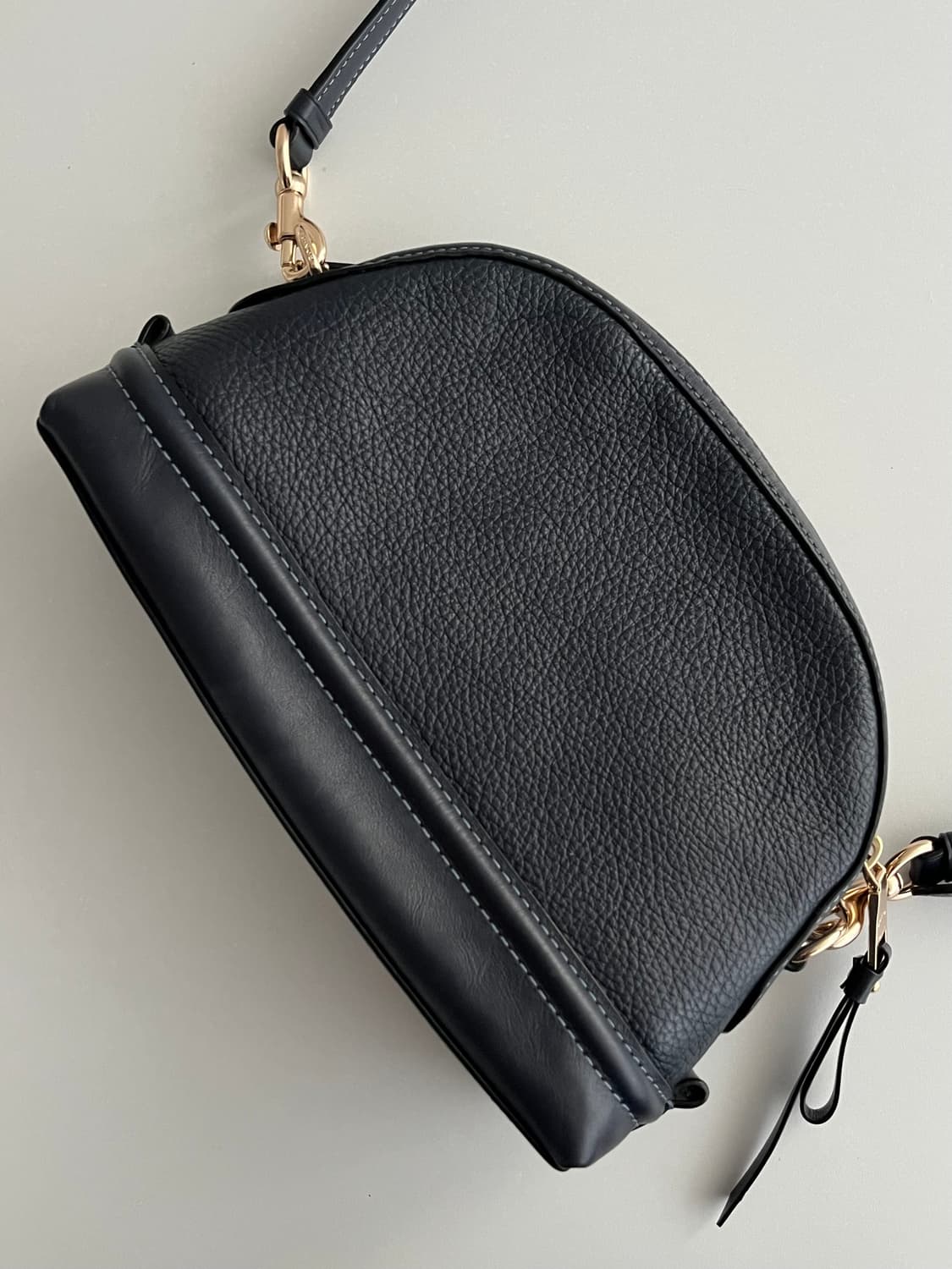 코치 COACH 아이비 크로스백 네이비 상품이미지2