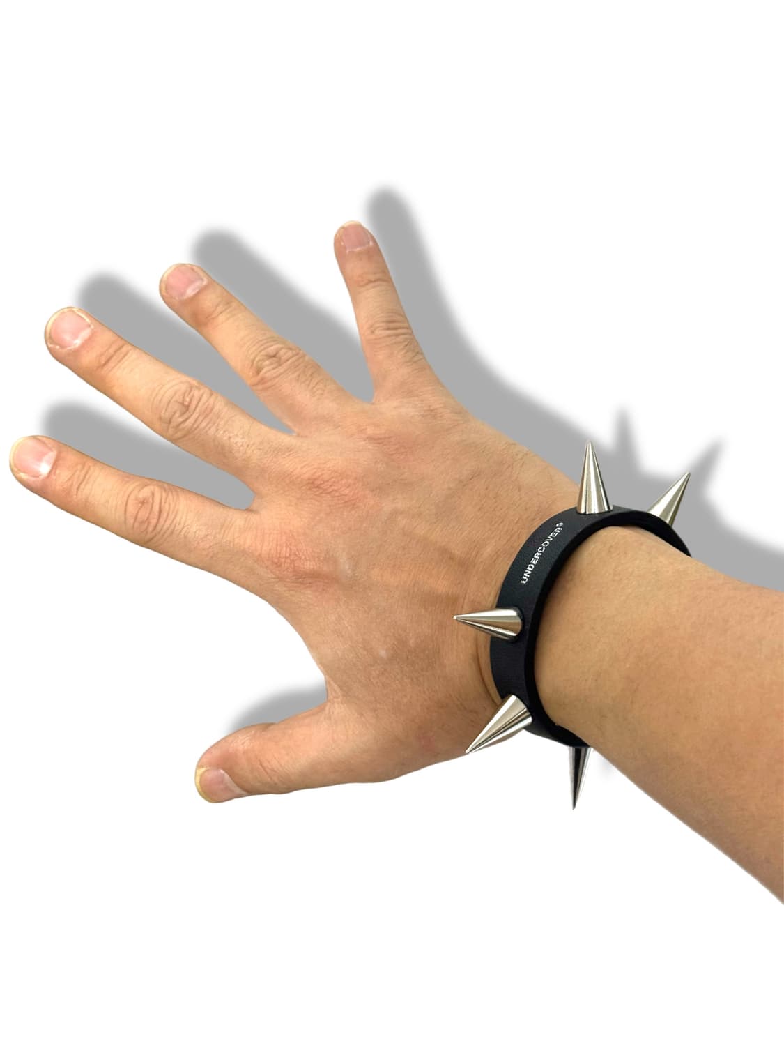 언더커버 25ss 메탈 스파이크 장식 카우하이레더 블라이슬릿 상품이미지1