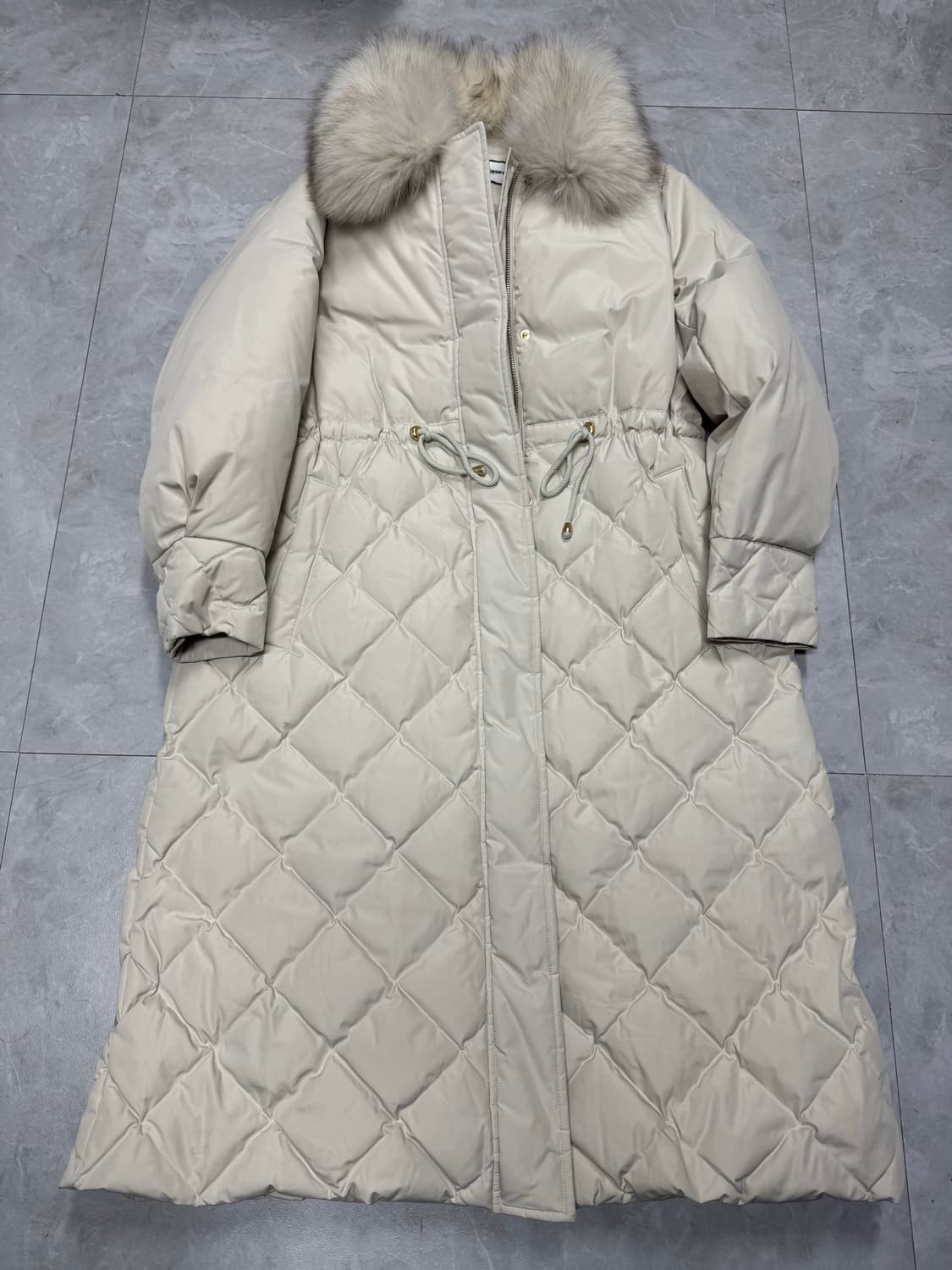 칼라거펠트 구스다운 상품이미지1