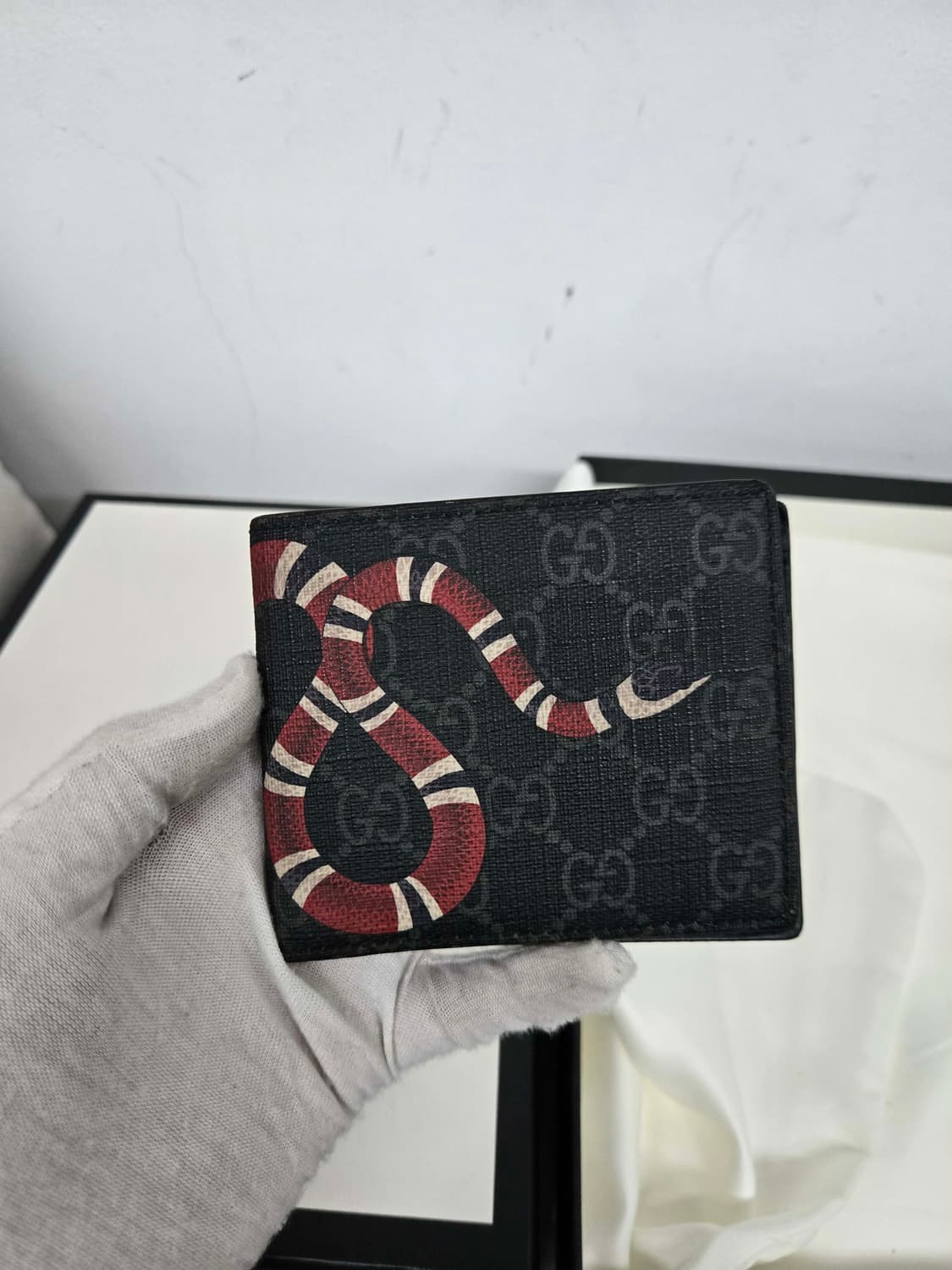 [보증서 정품] 구찌 킹스네이크 반지갑 상품이미지5