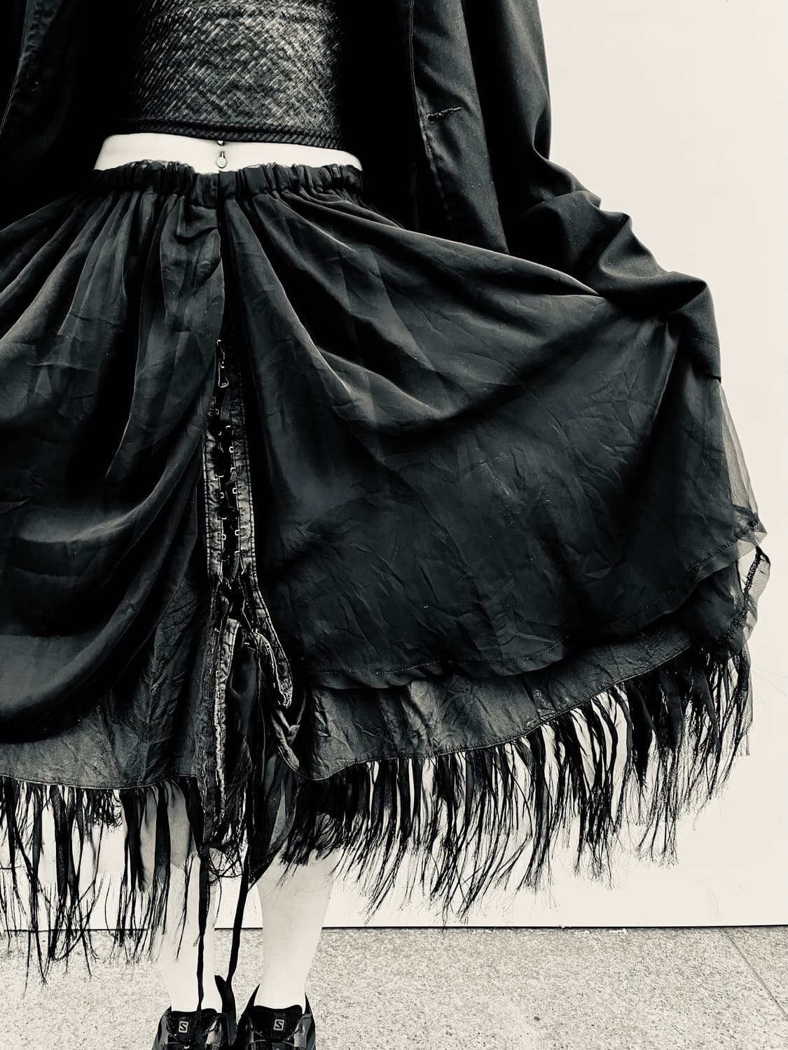 에이치나오토 카라스 아일렛 스커트 상품이미지1