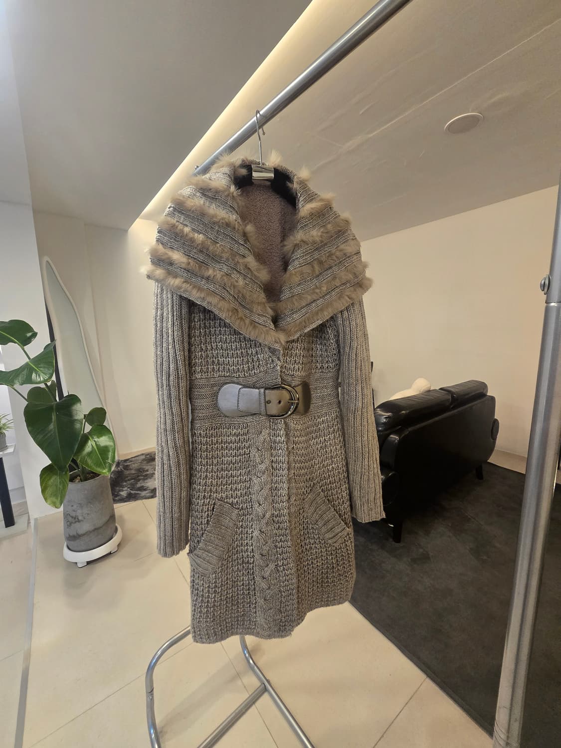 퍼 트리밍 밸트 니트 코트 상품이미지2