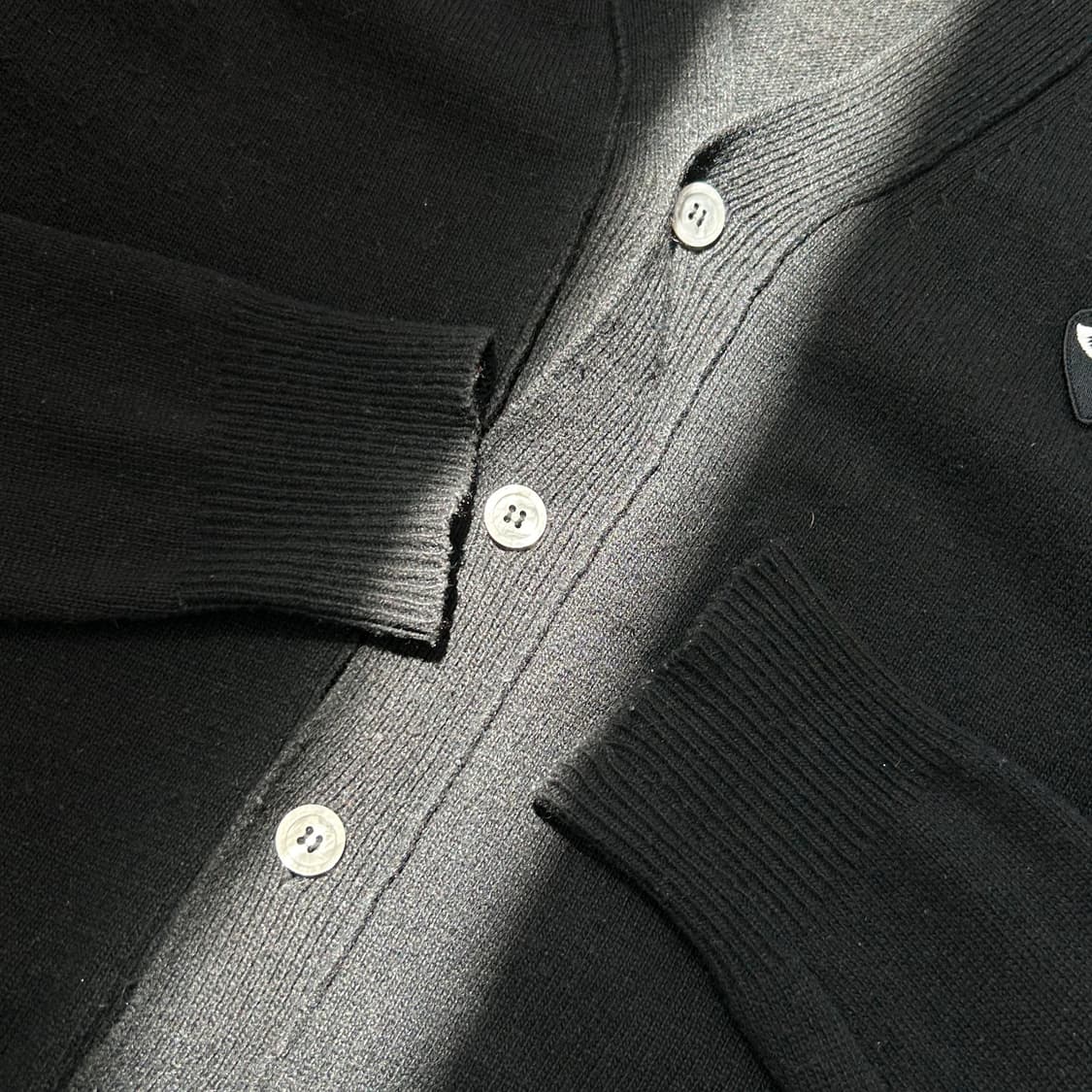 꼼데가르송 블랙 패치 니트 가디건 상품이미지5