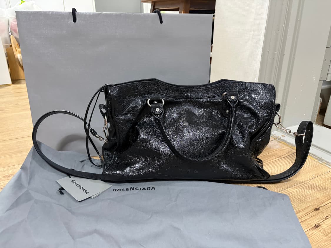 발렌시아가 르시티 미디움 블랙 은장 A급 상품이미지4