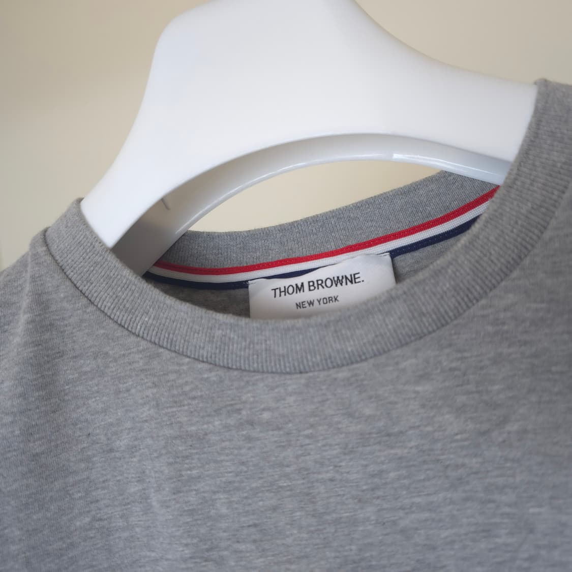 [중고/정품] 톰브라운 반팔 티셔츠 상품이미지3