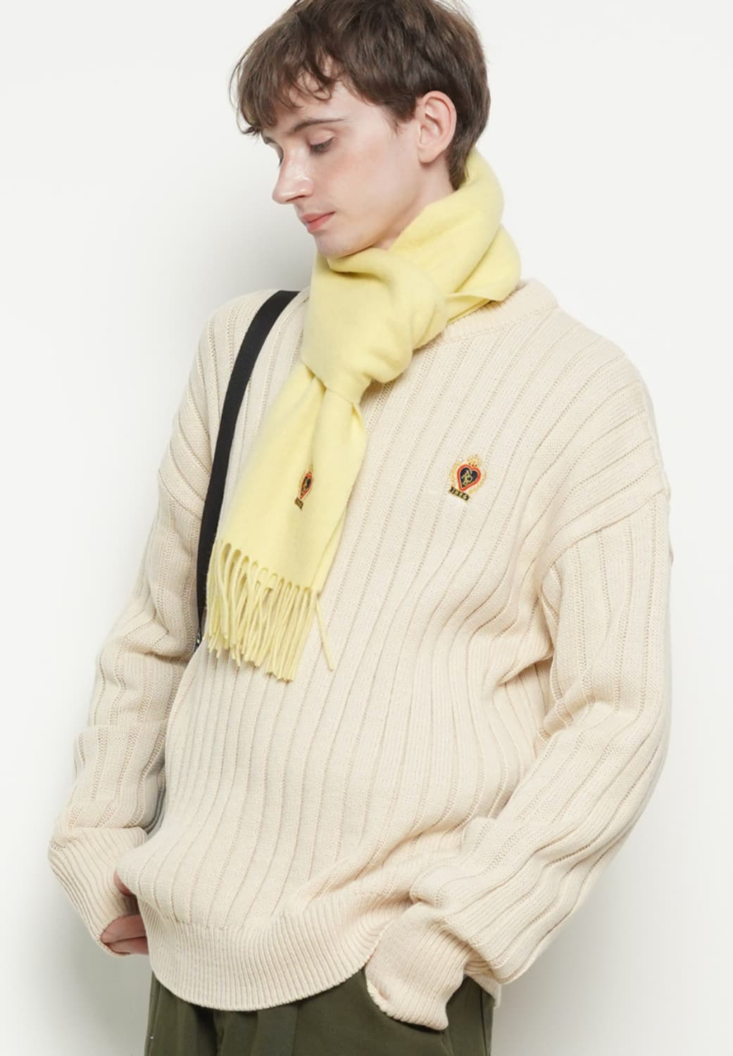 에이본 Wool 100 Royal muffler lemon 상품이미지3