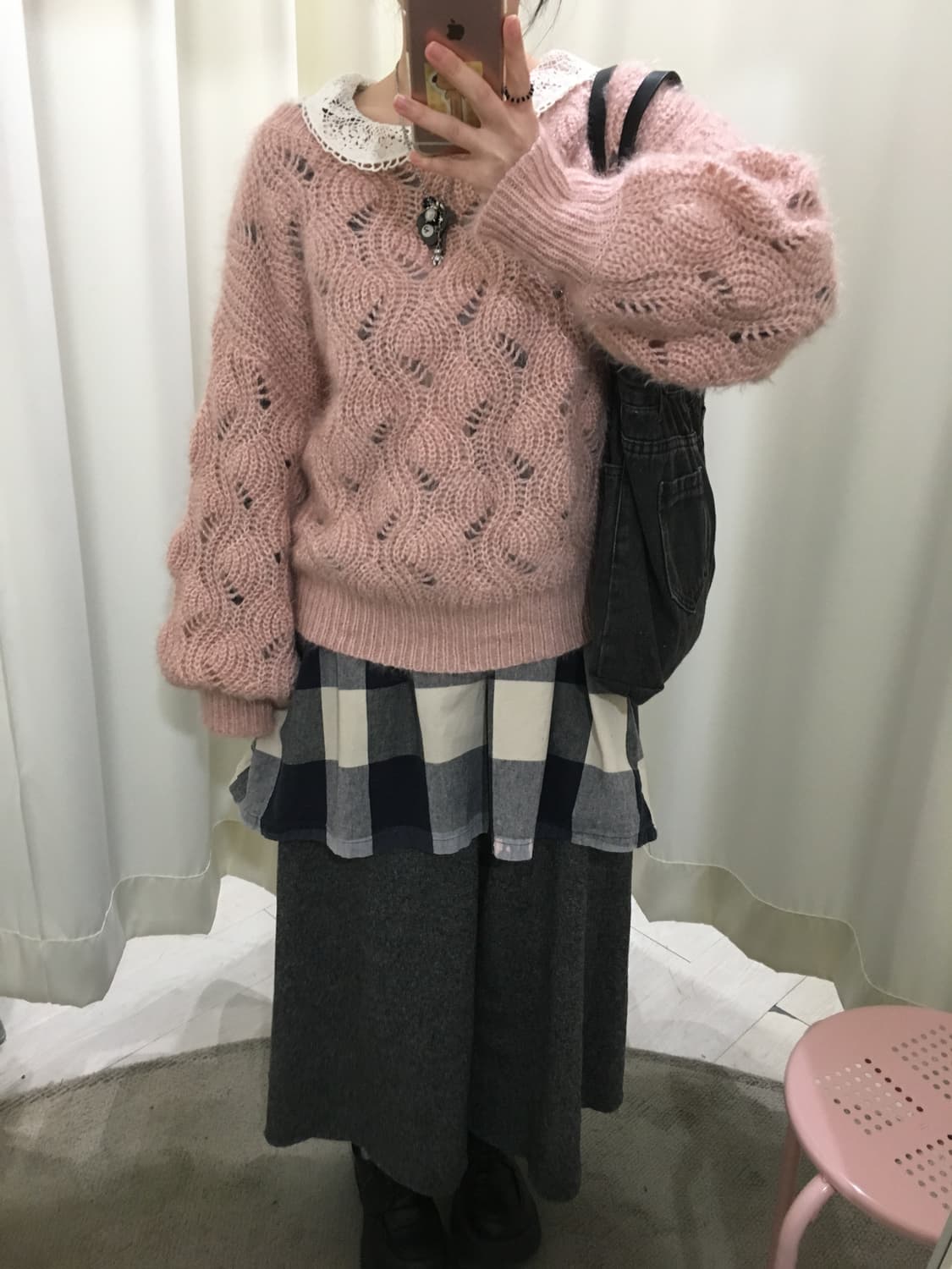 Fluffy blush cozy sweater 상품이미지5