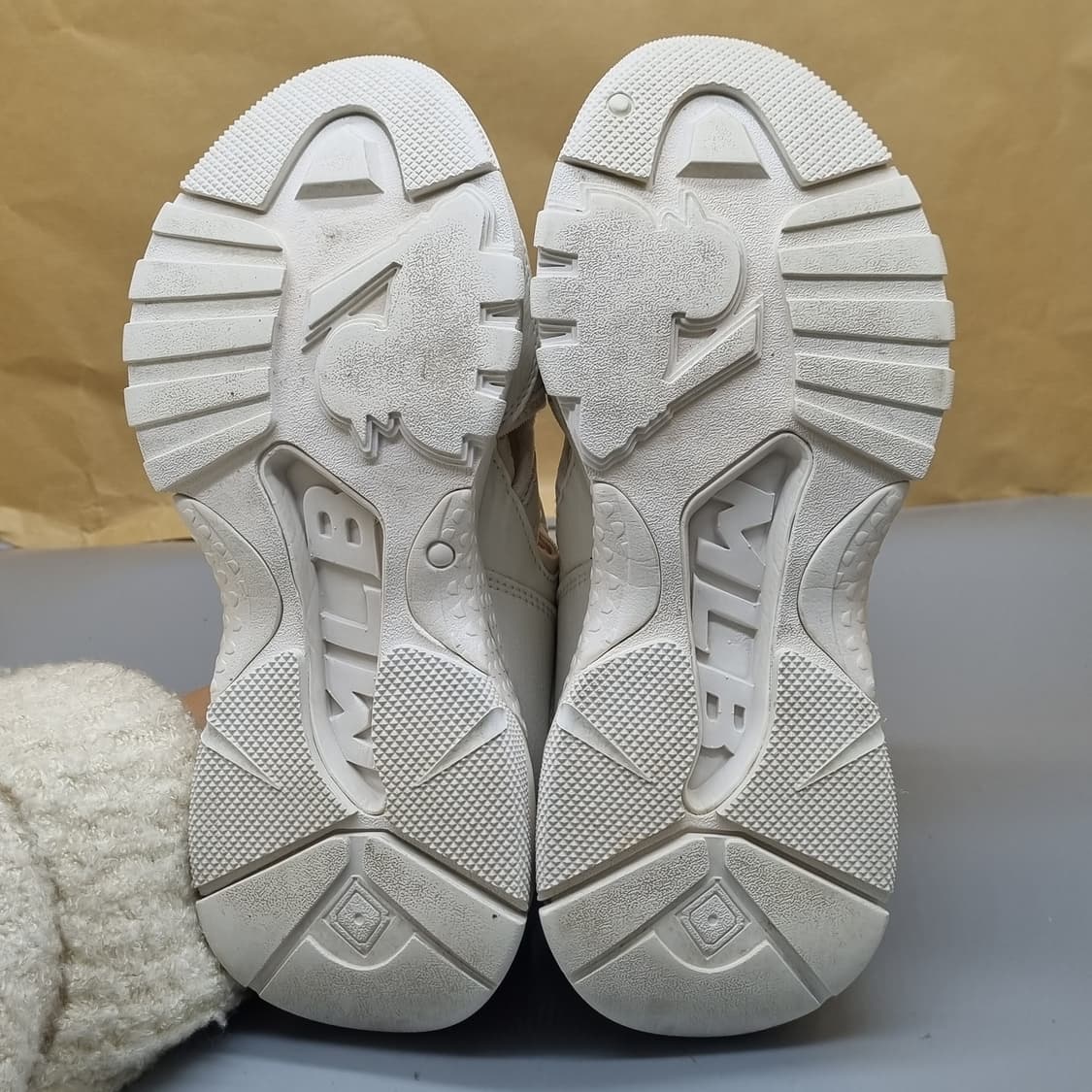 MLB 빅볼청키 마스크 여성샌들240 상품이미지3