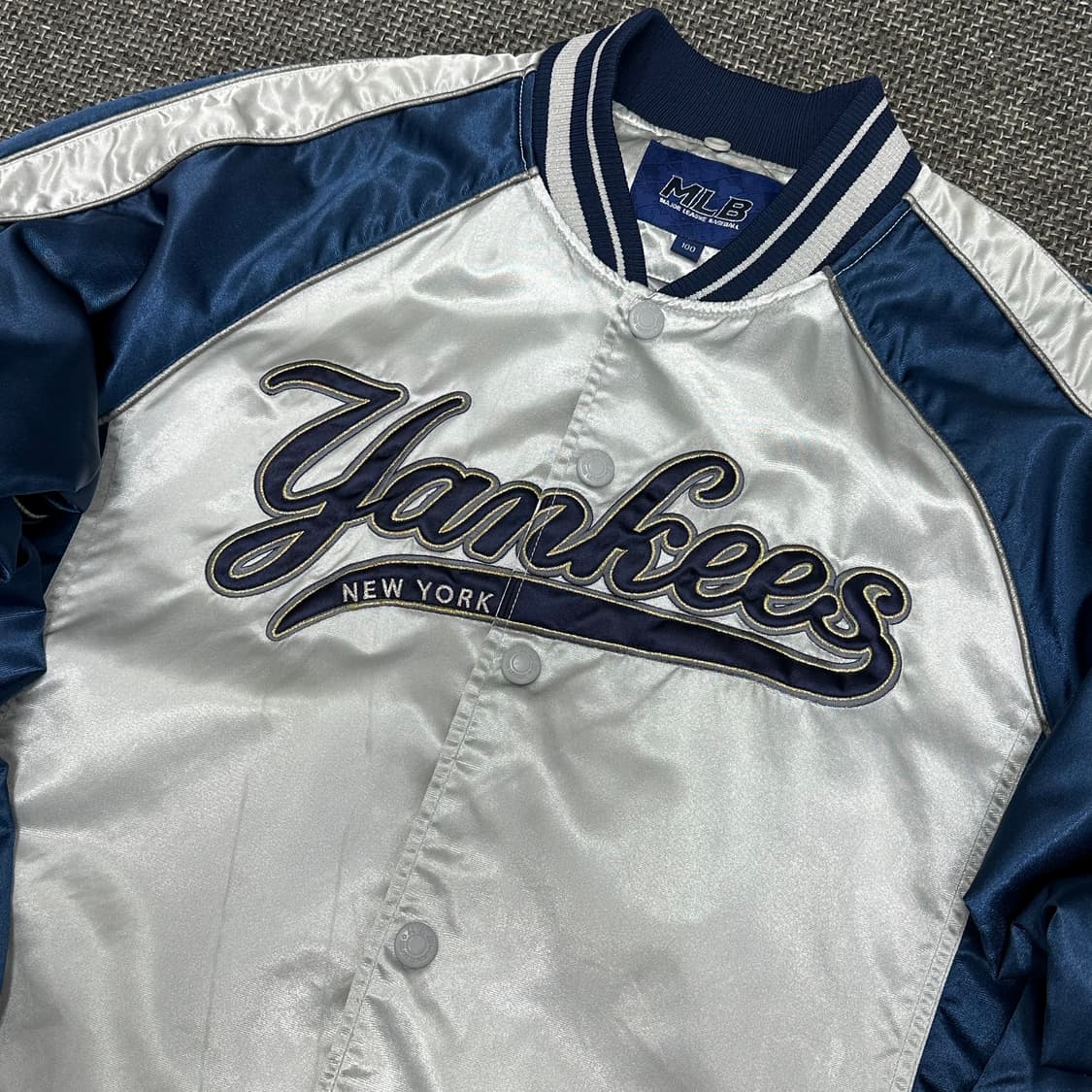 MLB 00s 올드스쿨 뉴욕양키스 새틴 야구점퍼 100 상품이미지7