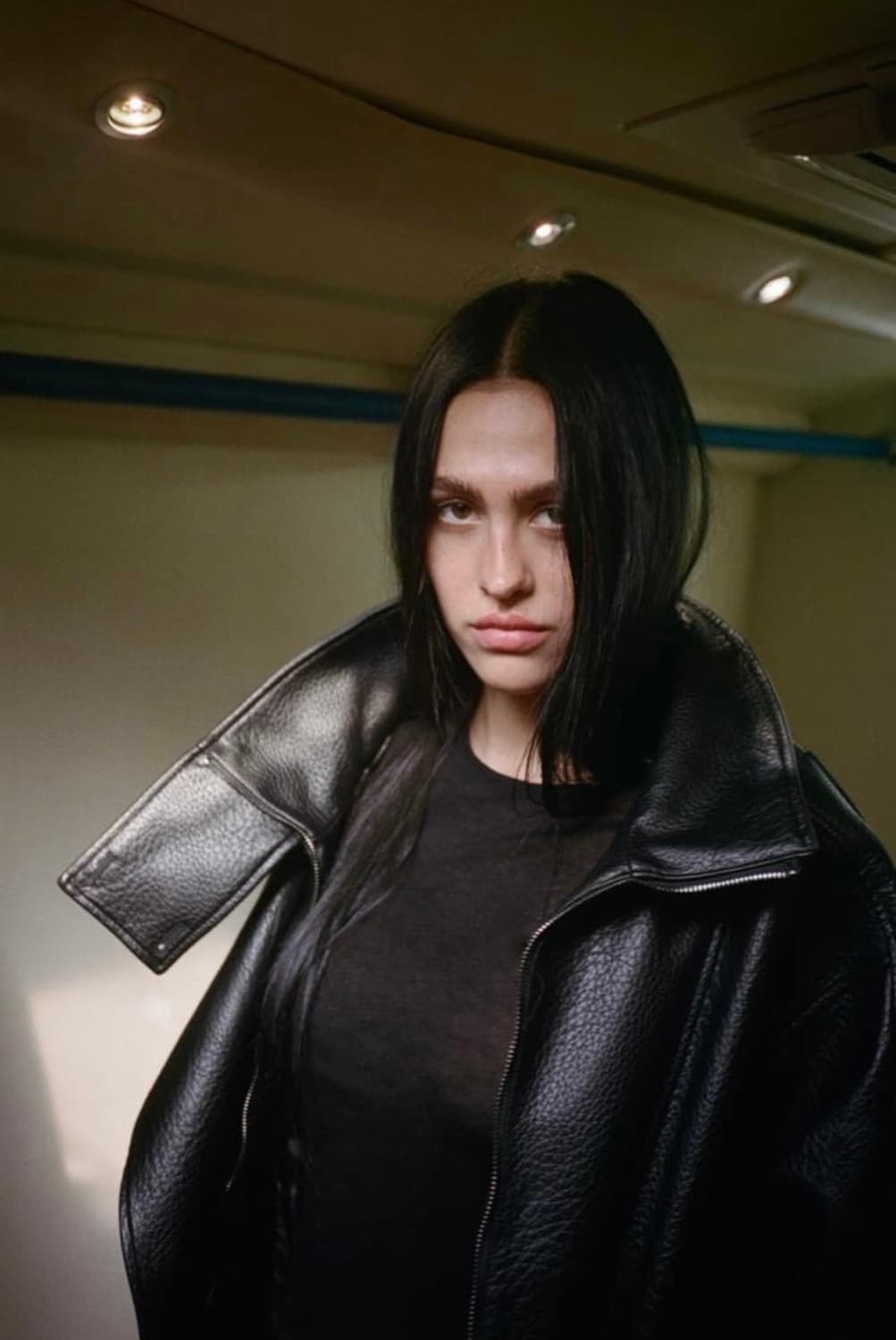 자라 페이크 레더 점퍼 상품이미지3