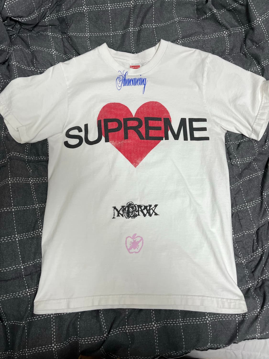 슈프림 어나운싱 화이트 상품이미지1