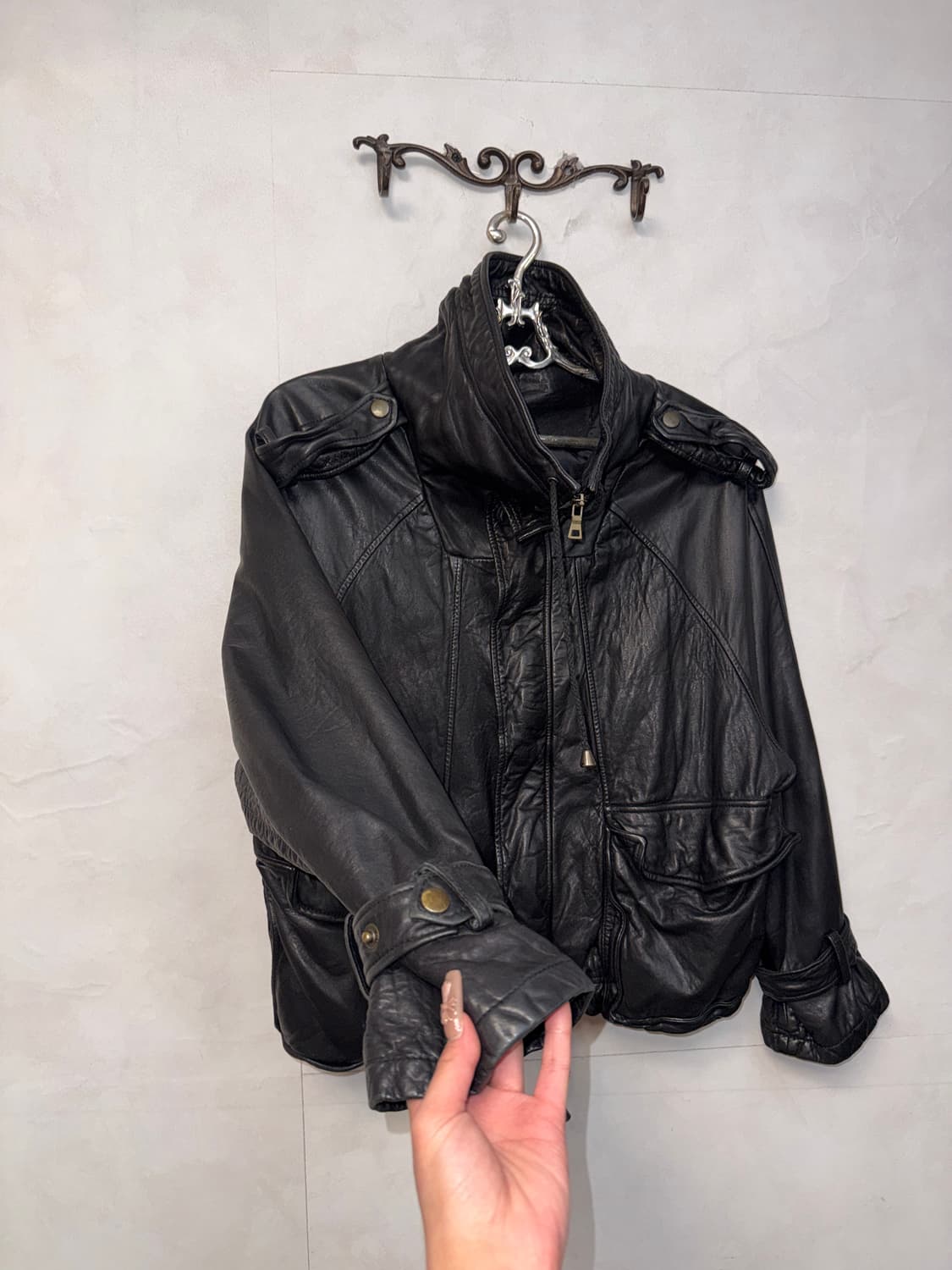 Black lamb skin high neck bomber  상품이미지2