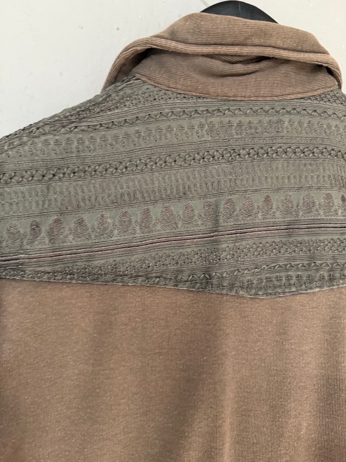 semantic design pocket detail collar top 상품이미지9