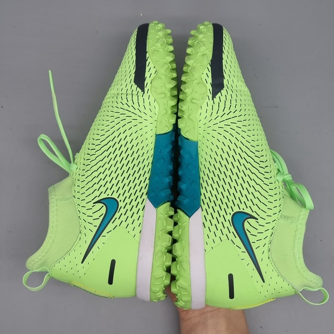 나이키 주니어 팬텀 GT 아카데미 풋살화240 상품이미지5