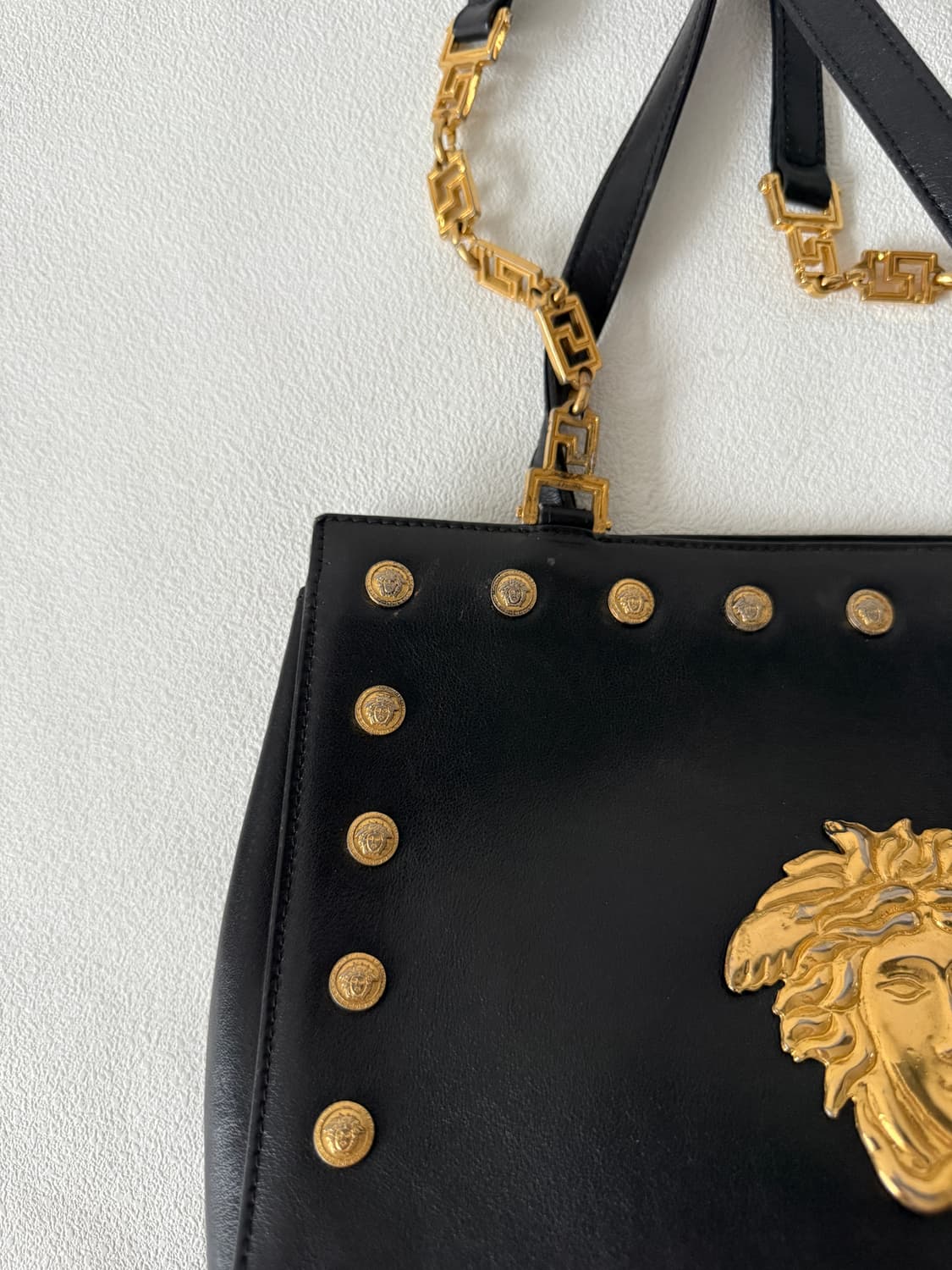 90's 지아니 베르사체(GIANNI VERSACE) 메두사 크로스백 상품이미지3