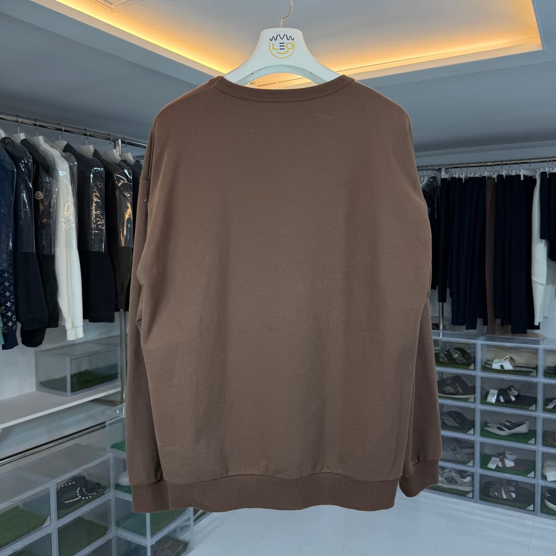 [리오브] 셀린느 스티치 로고 맨투맨 상품이미지2