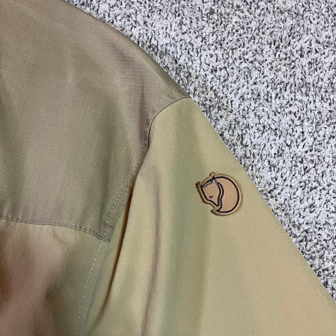 피엘라벤 반팔셔츠 상품이미지2