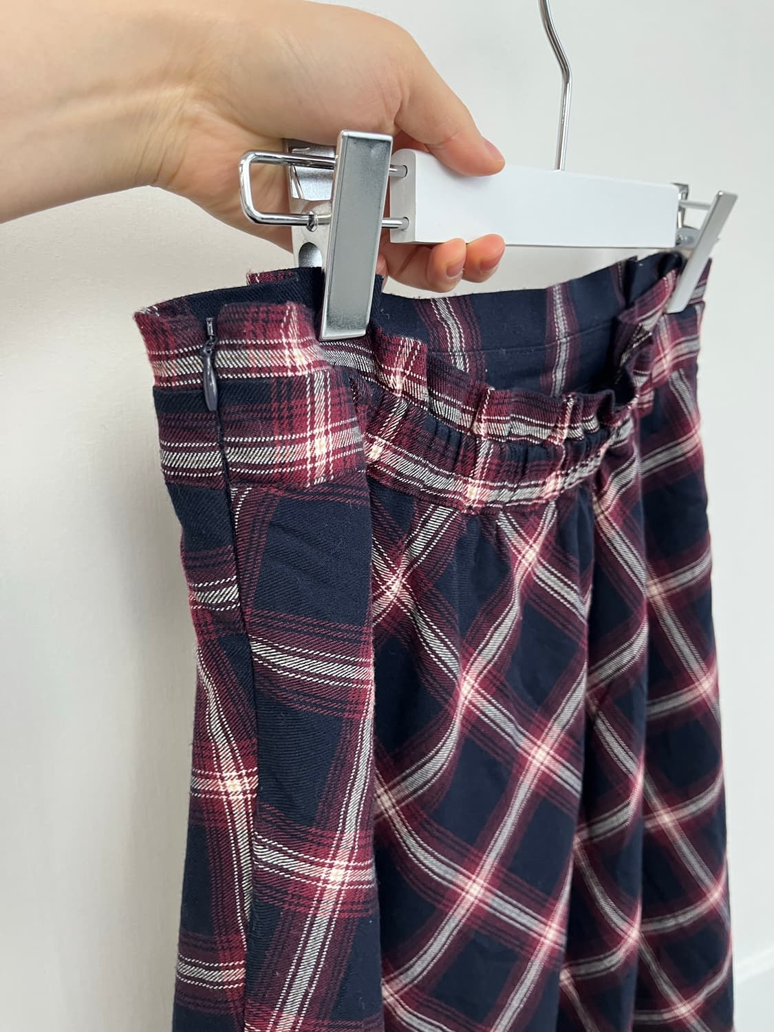 네이비 체크 미디 스커트 상품이미지4