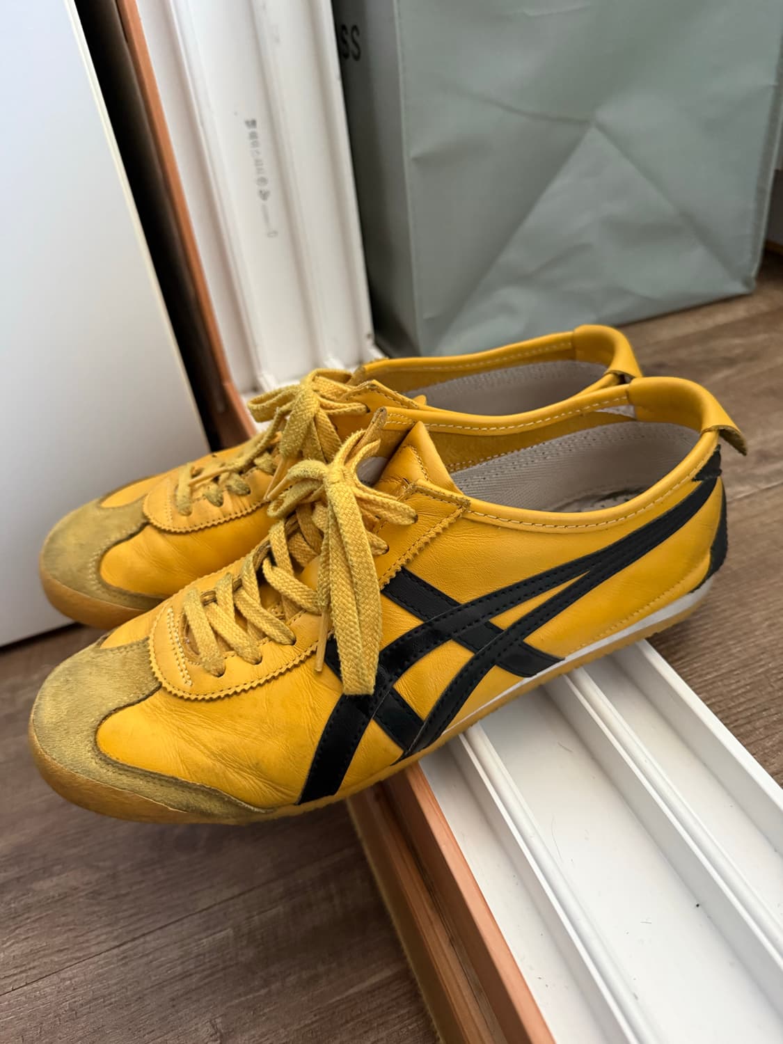 오니츠카 타이거 멕시코 66 옐로우 블랙 상품이미지2