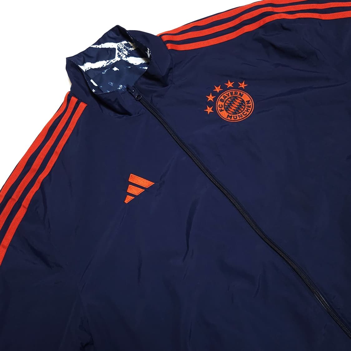 아디다스 23-24 바이에른 뮌헨 앤썸 바람막이 자켓 상품이미지5