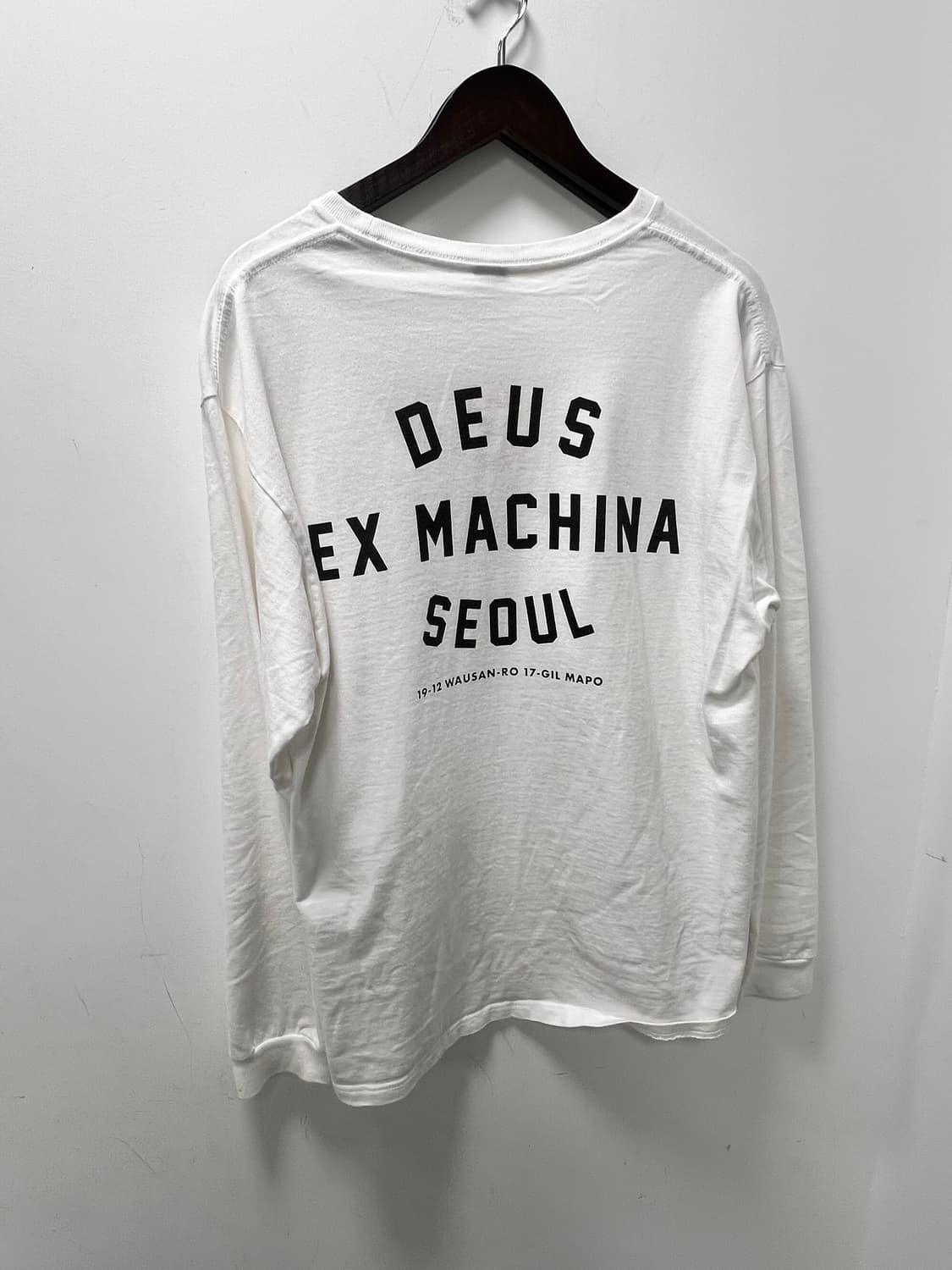 Deus Ex Machina 서울 백프린팅 롱슬리브 상품이미지2