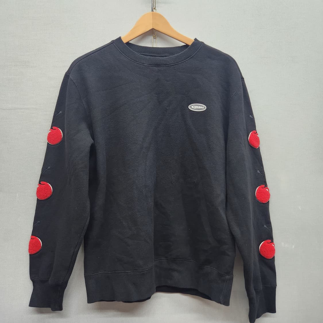 키르시 사이드로고 자수 맨투맨 1(L) 상품이미지1