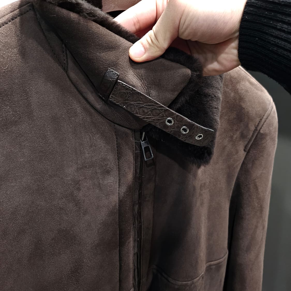 로로피아나 리얼 크록 풀 시어링 스웨이드 무스탕 상품이미지5