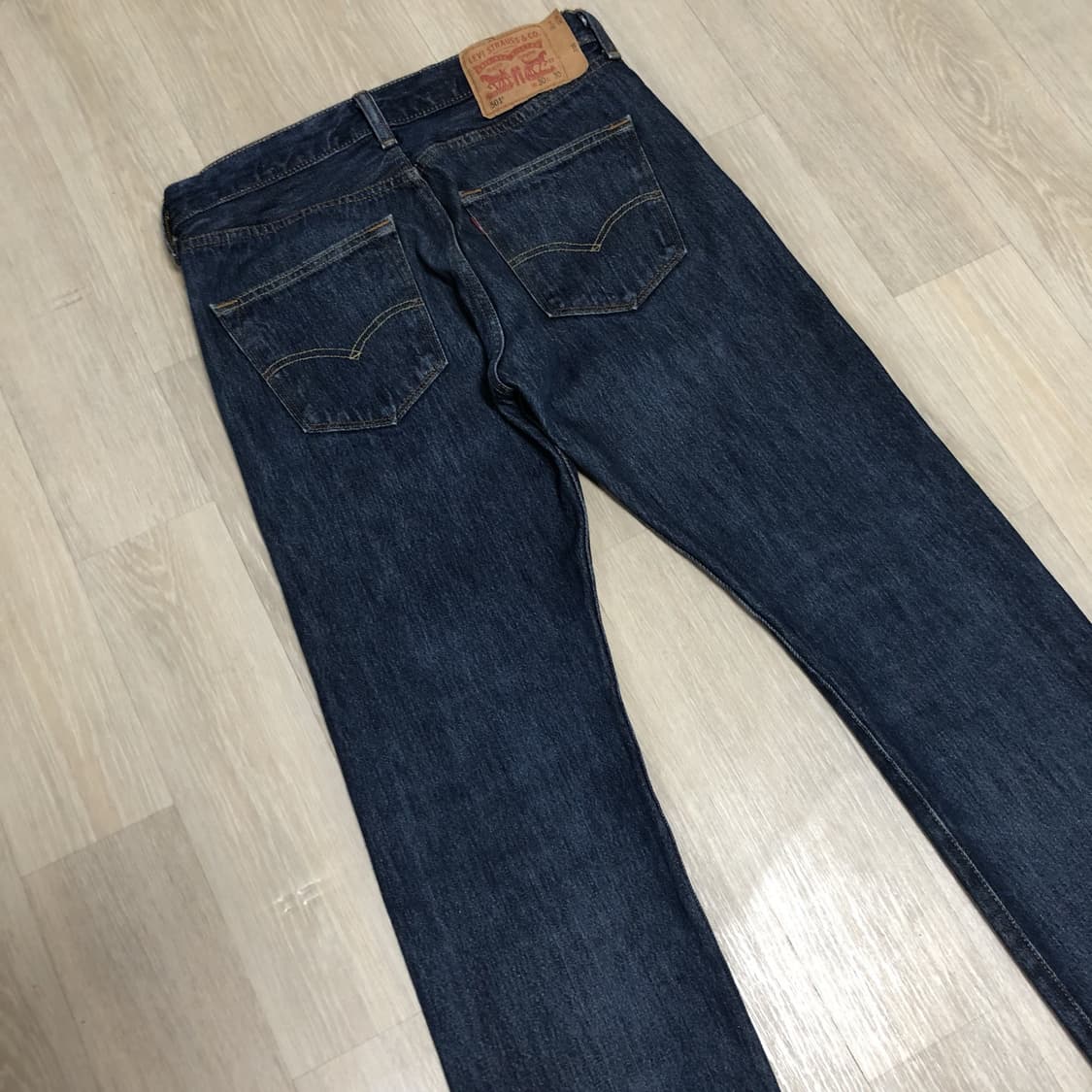 (30) 리바이스 Levi's 501 스트레이트핏 워시드 중청 데님 상품이미지8