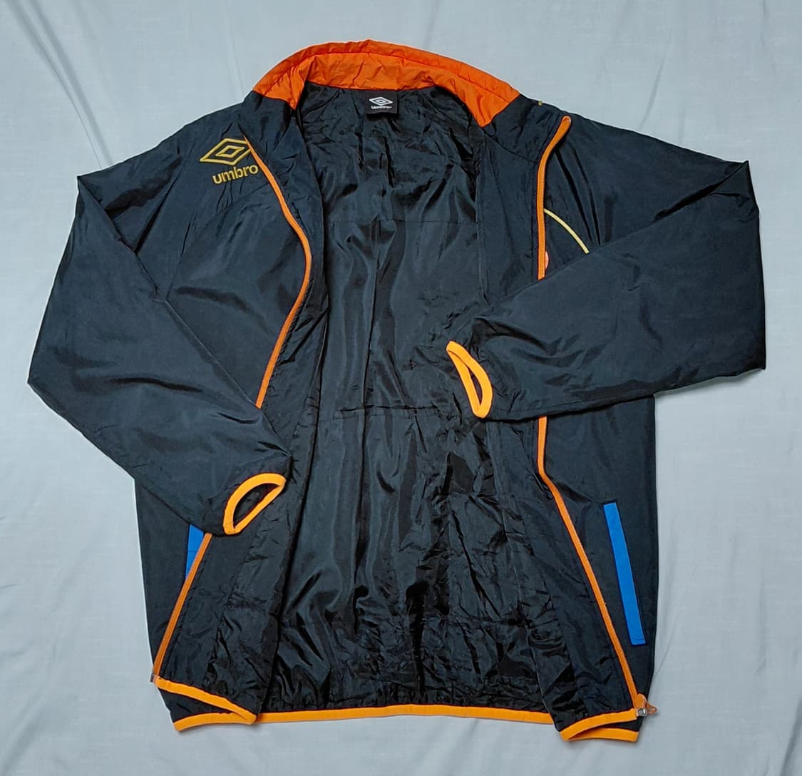 [S/160] 엄브로 데상트 사선 로고 윈드브레이커 상품이미지5