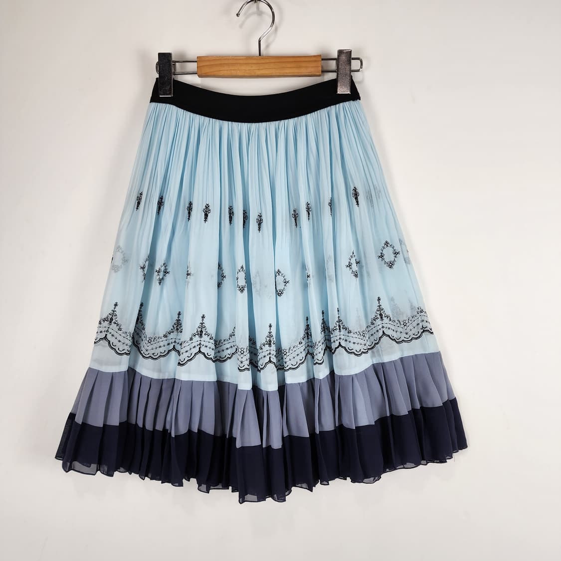 Axes femme 자수 플리츠 스커트 상품이미지5