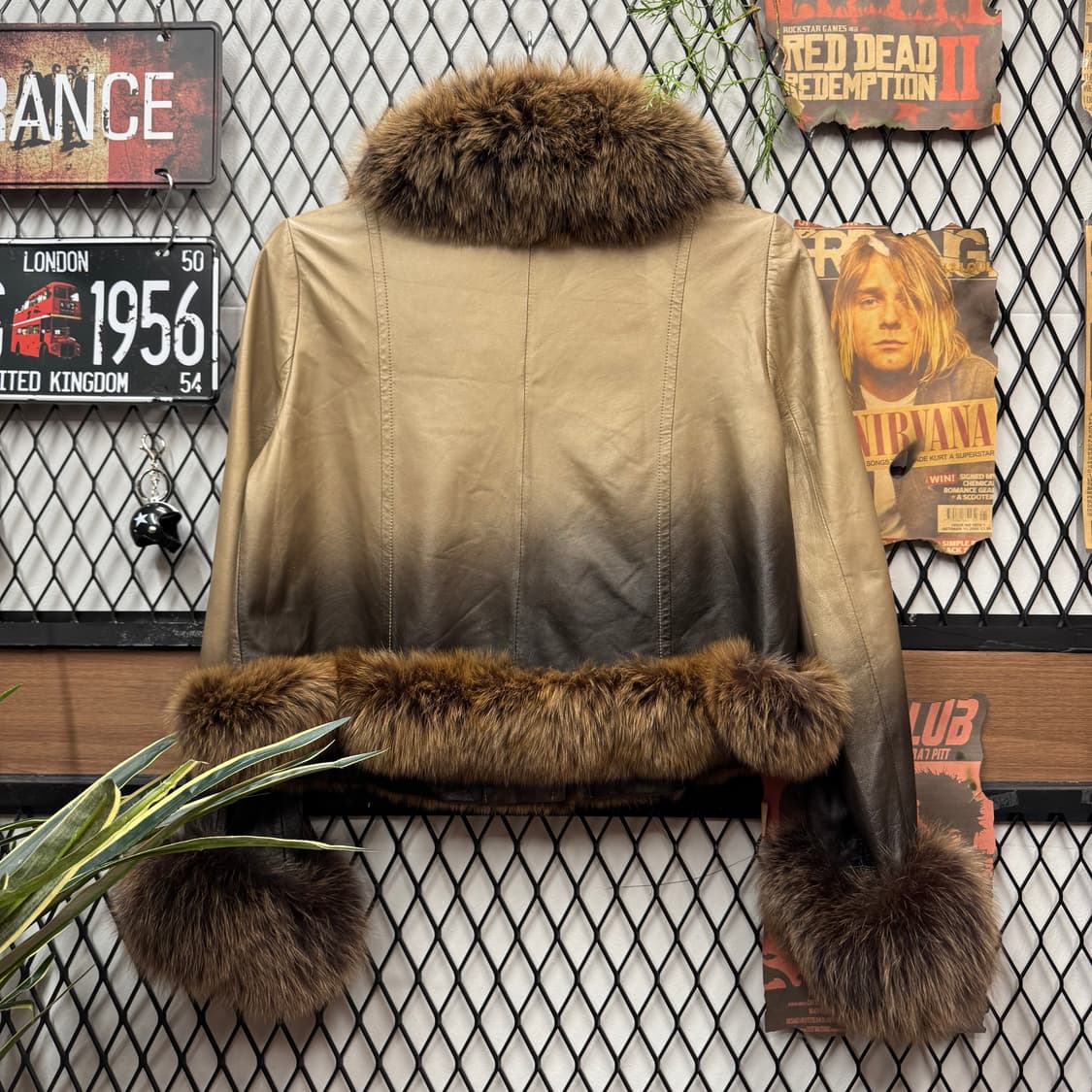 00s 발망 램스킨 퍼 레더 자켓 그라데이션 폭스퍼 포인트 베이지 상품이미지2