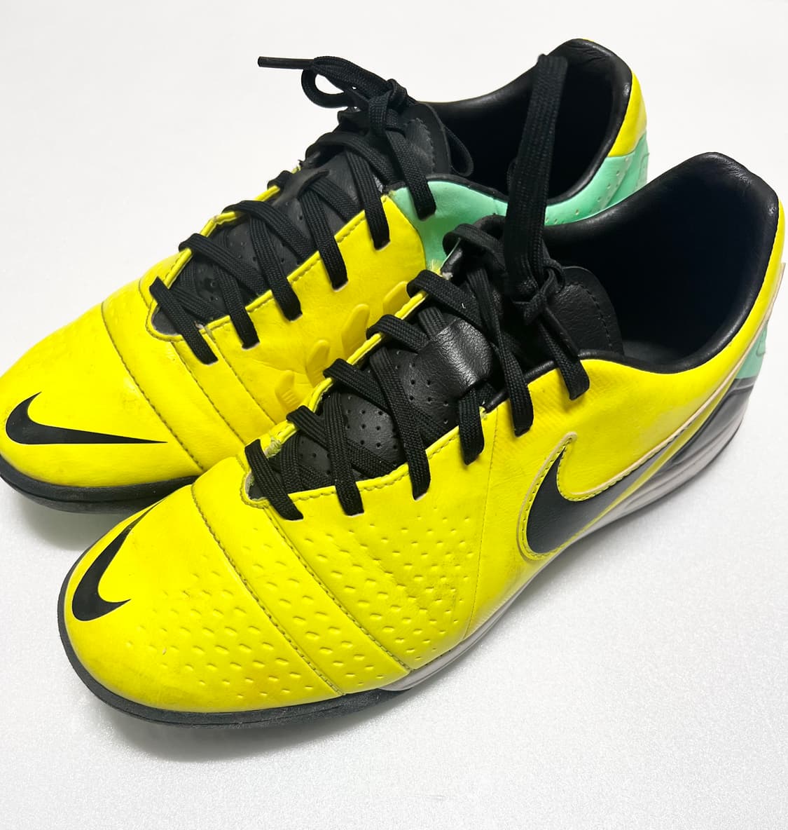 [260] 나이키 CTR360 리브레토3 TF 풋살화 상품이미지1