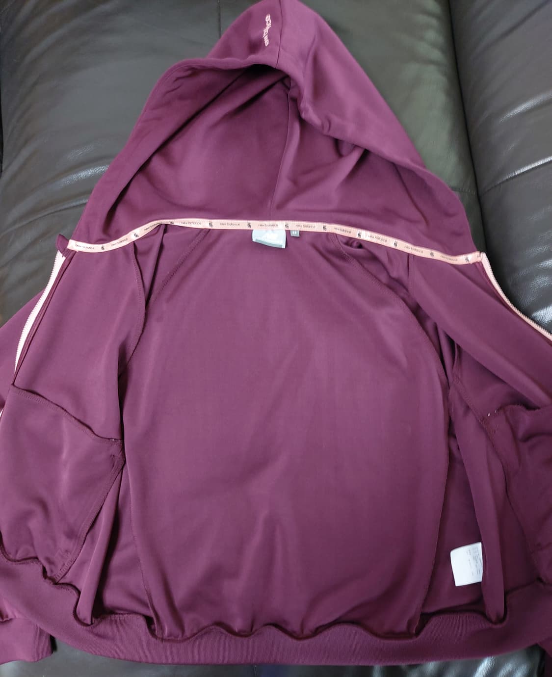 뉴발란스 여성 세미크롭 루즈핏 담보루 집업(95)L

 상품이미지6