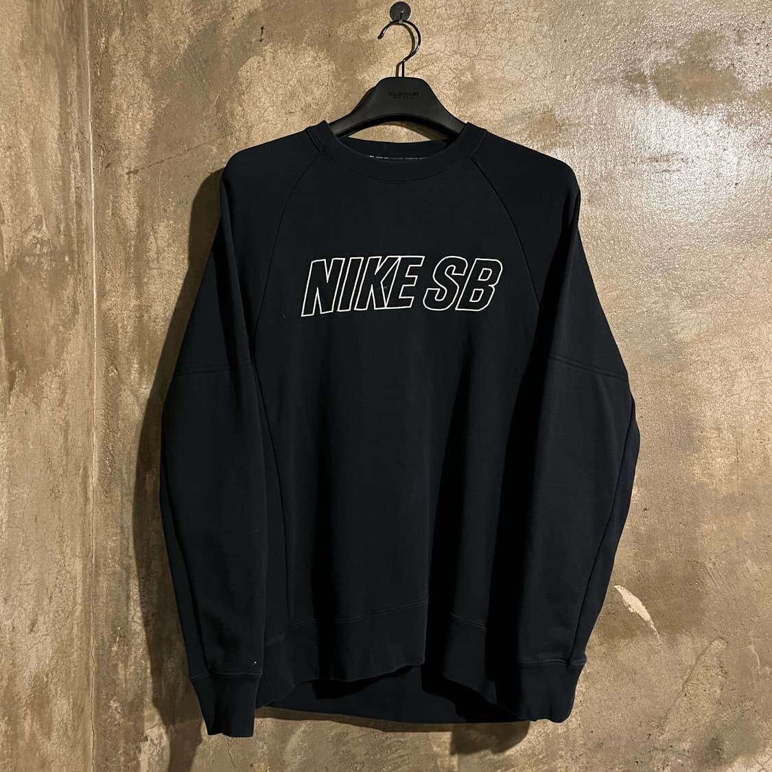 나이키 맨투맨 상품이미지1