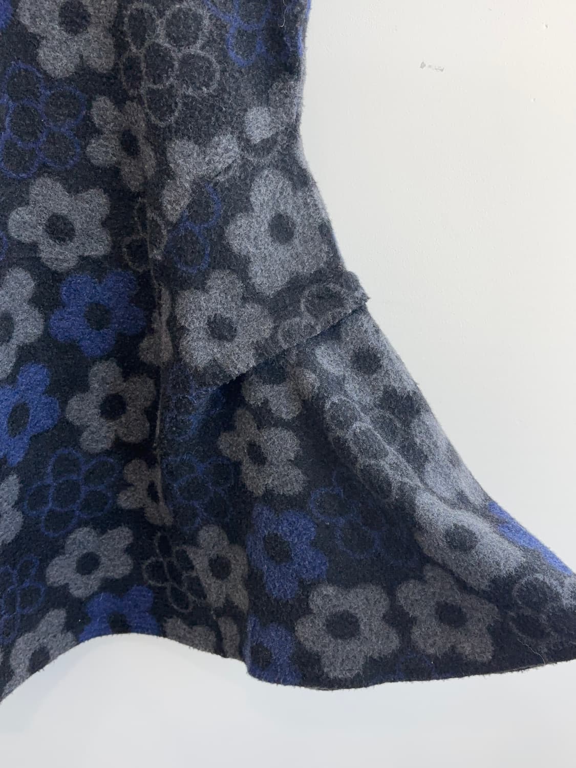 플라워 모티브 플레어 부클 풀오버원피스 상품이미지4