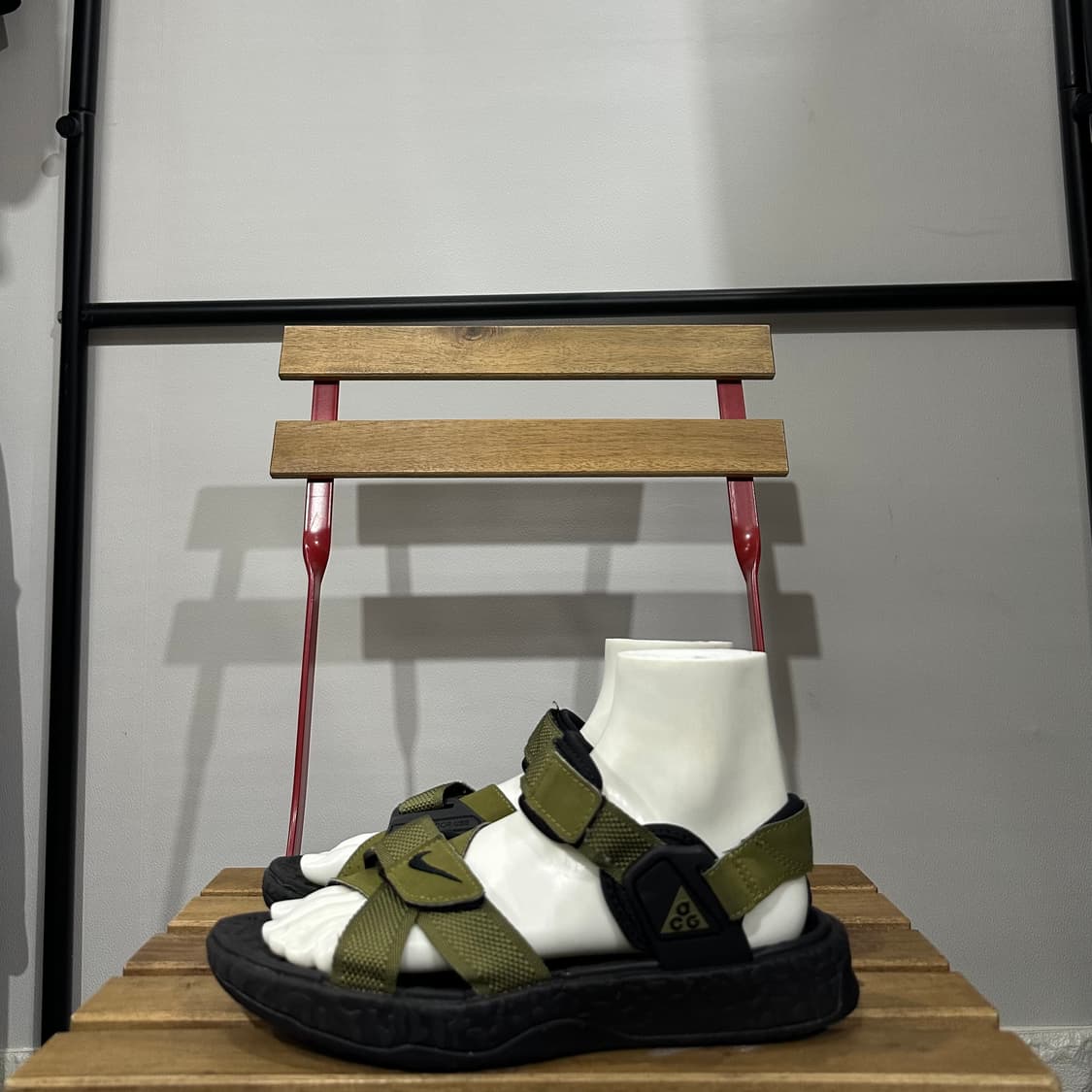 250) 나이키 샌들 남녀공용 샌들 ACG 데슈츠 카키  상품이미지3