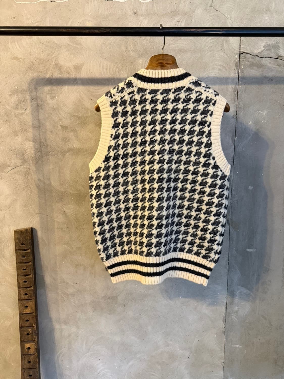 투머로우랜드 니트 베스트 100 상품이미지10