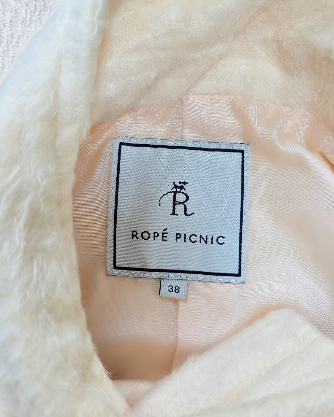 로페 피크닉 크림 소프트 텍스쳐 숏코트 상품이미지4