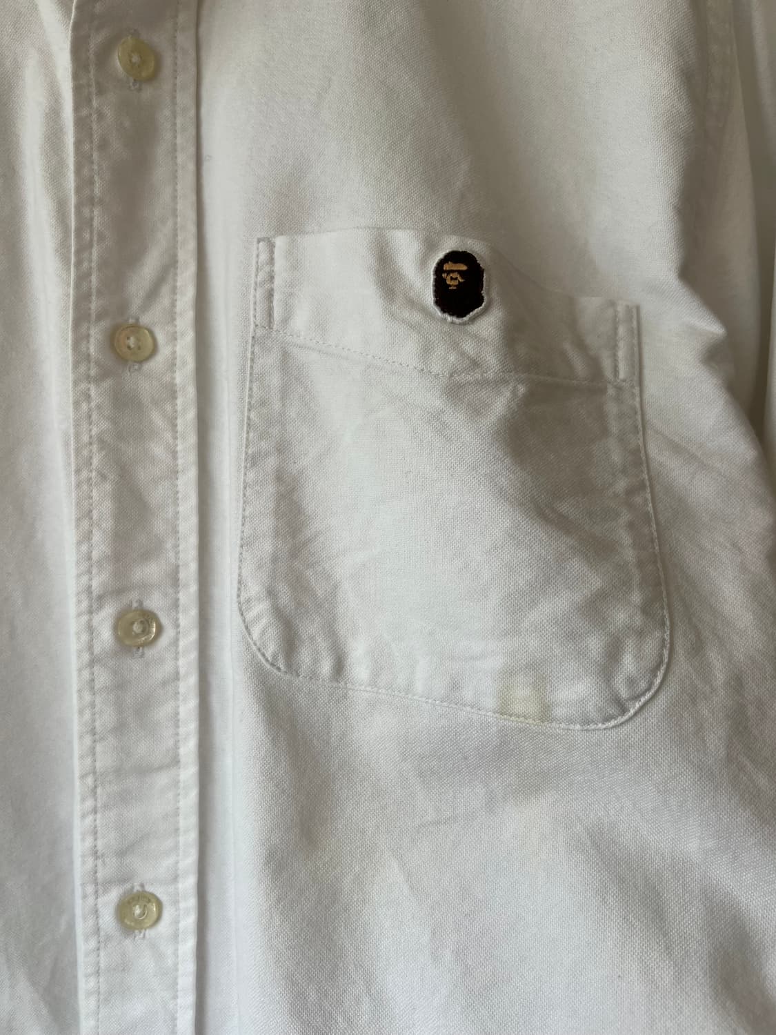 베이프 남여공용 화이트 코튼긴팔셔츠

 상품이미지9