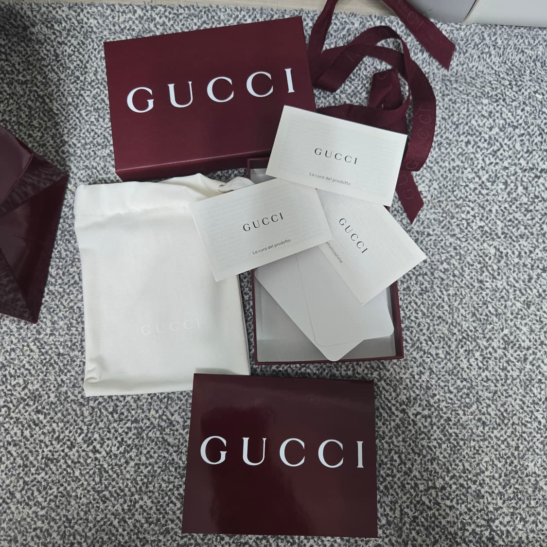 정품 구찌 오피디아 지갑(새상품.SS급.영수증O.명함O) 상품이미지2