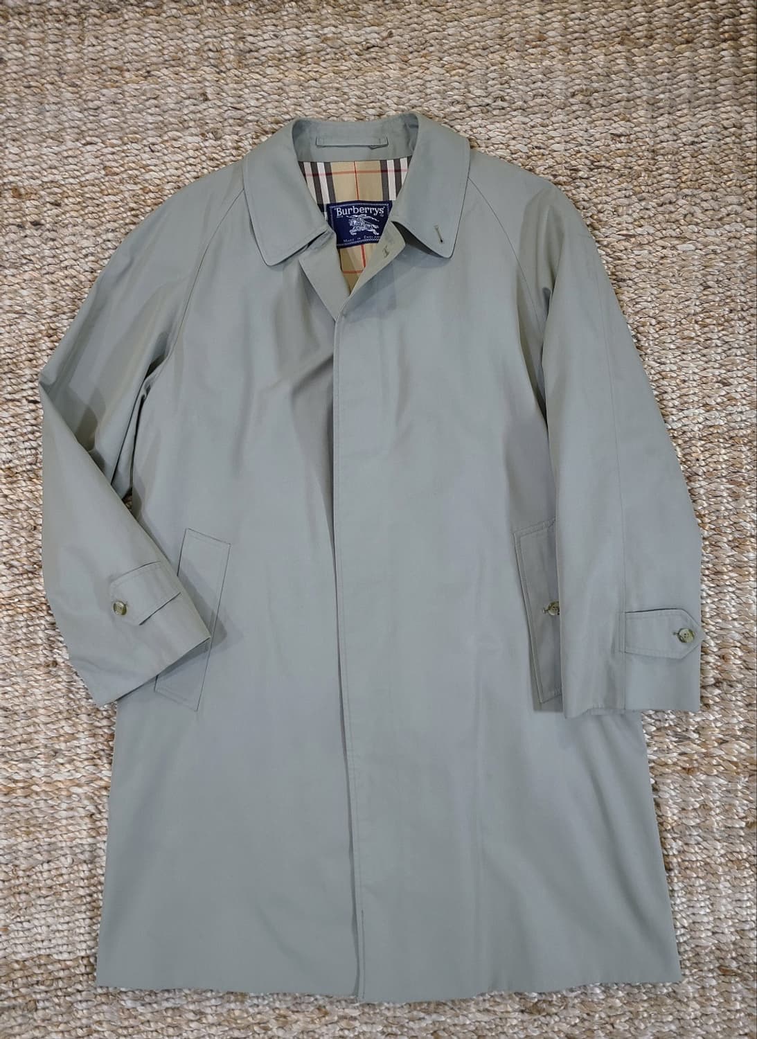 버버리 래글런 코트 상품이미지3